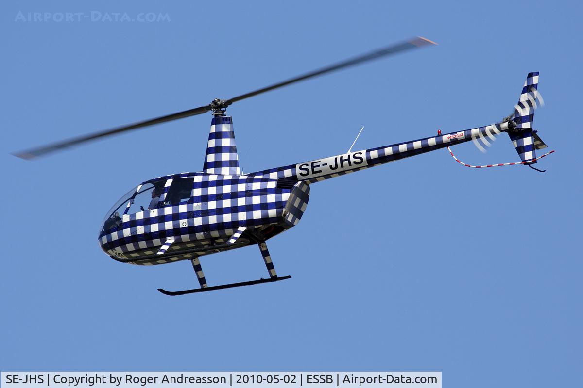 SE-JHS, 2000 Robinson R44 C/N 0792, Hästens Sängar AB