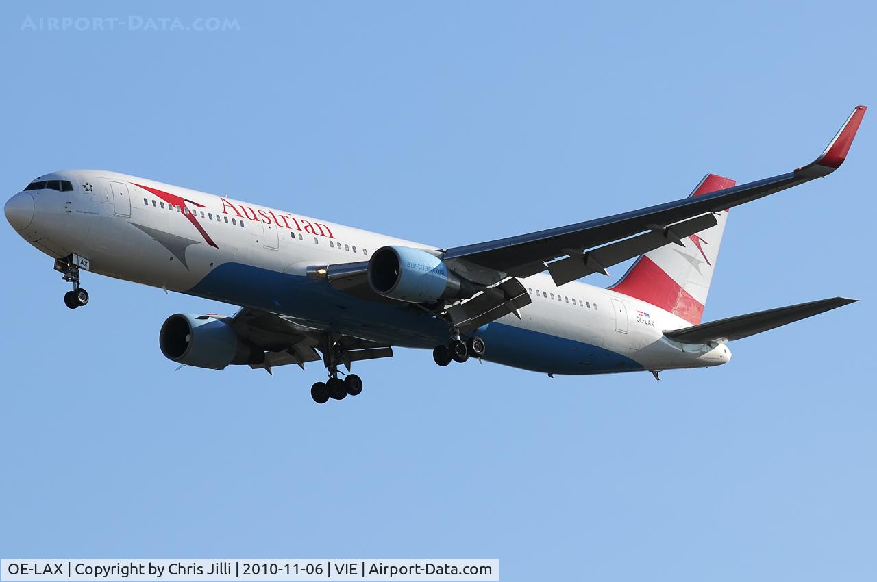 OE-LAX, 1992 Boeing 767-3Z9/ER C/N 27095, Austrian