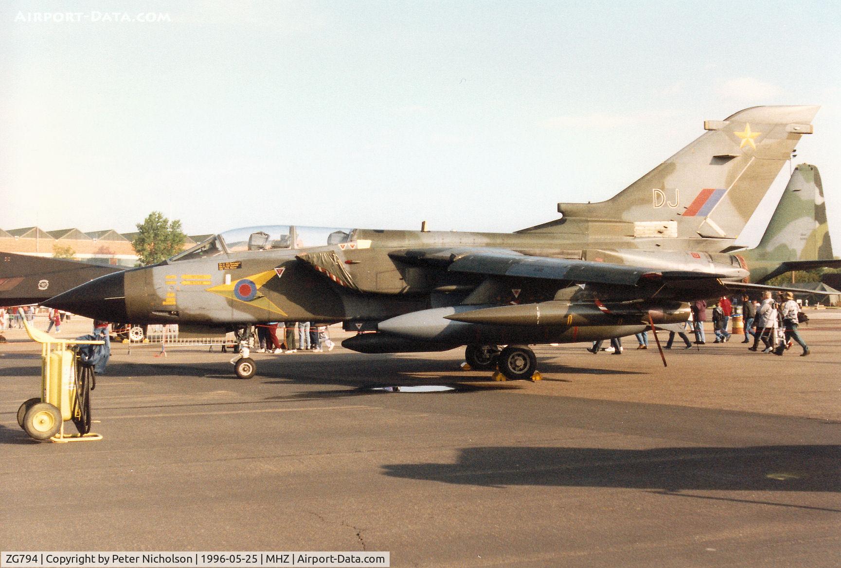 ZG794, 1992 Panavia Tornado GR.1 C/N 916/BS192/3457, Tornado GR.1 of 31 Squadron at RAF Bruggen on display at the 1996 RAF Mildenhall Air Fete.