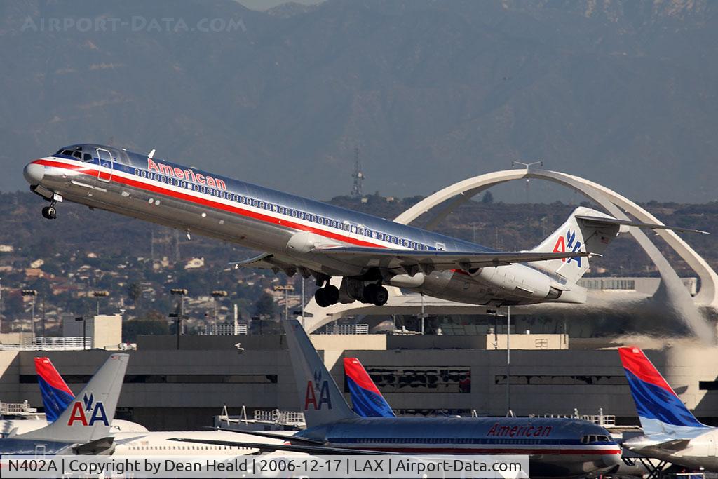 N402A, 1986 McDonnell Douglas MD-82 (DC-9-82) C/N 49313, American Airlines N402A departing RWY 25R.