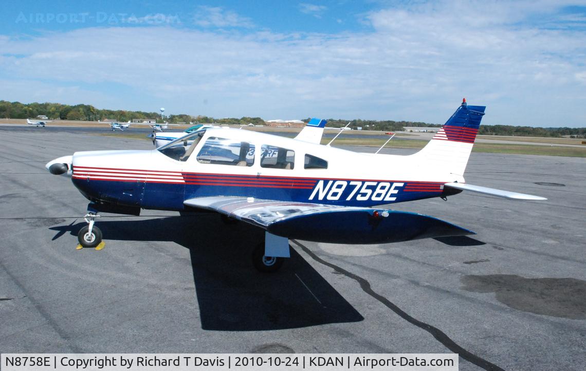 N8758E, 1976 Piper PA-28R-200 C/N 28R-7635212, 1976 Piper 28R-200 in Danville Va.