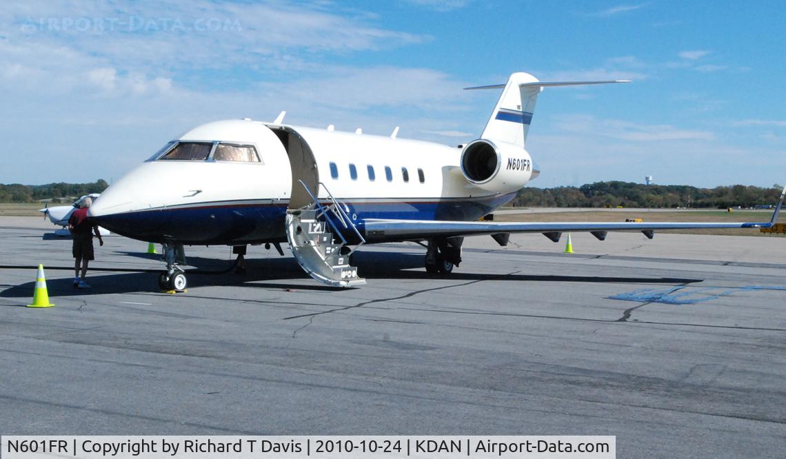N601FR, 1987 Canadair Challenger 604 (CL-600-2B16) C/N 5003, 1987 Canadair CL-600-2B16 in Danville Va.