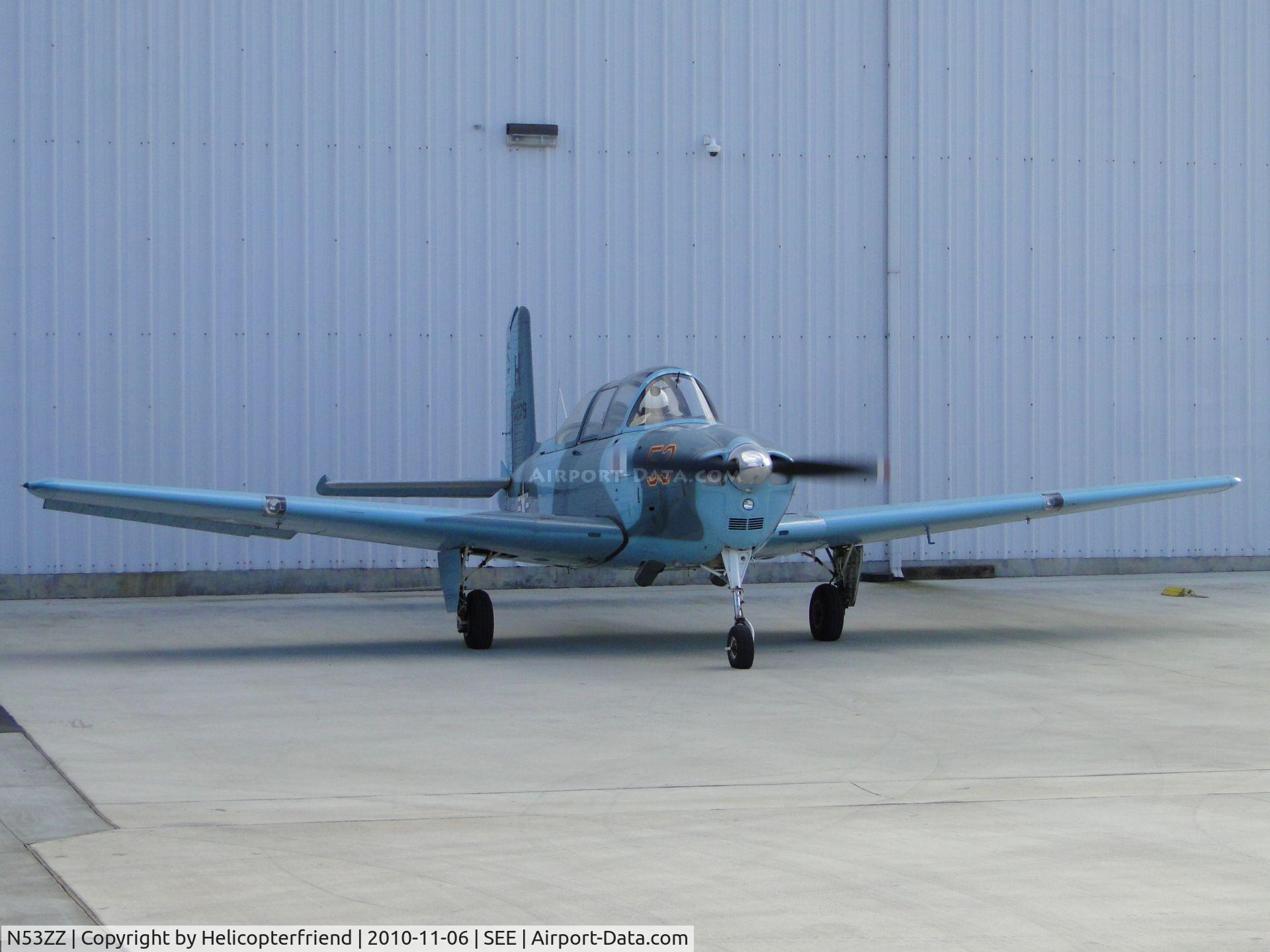 N53ZZ, Beech T-34A (A45) Mentor Mentor C/N G-279, Third plane to join the four plane formation practice
