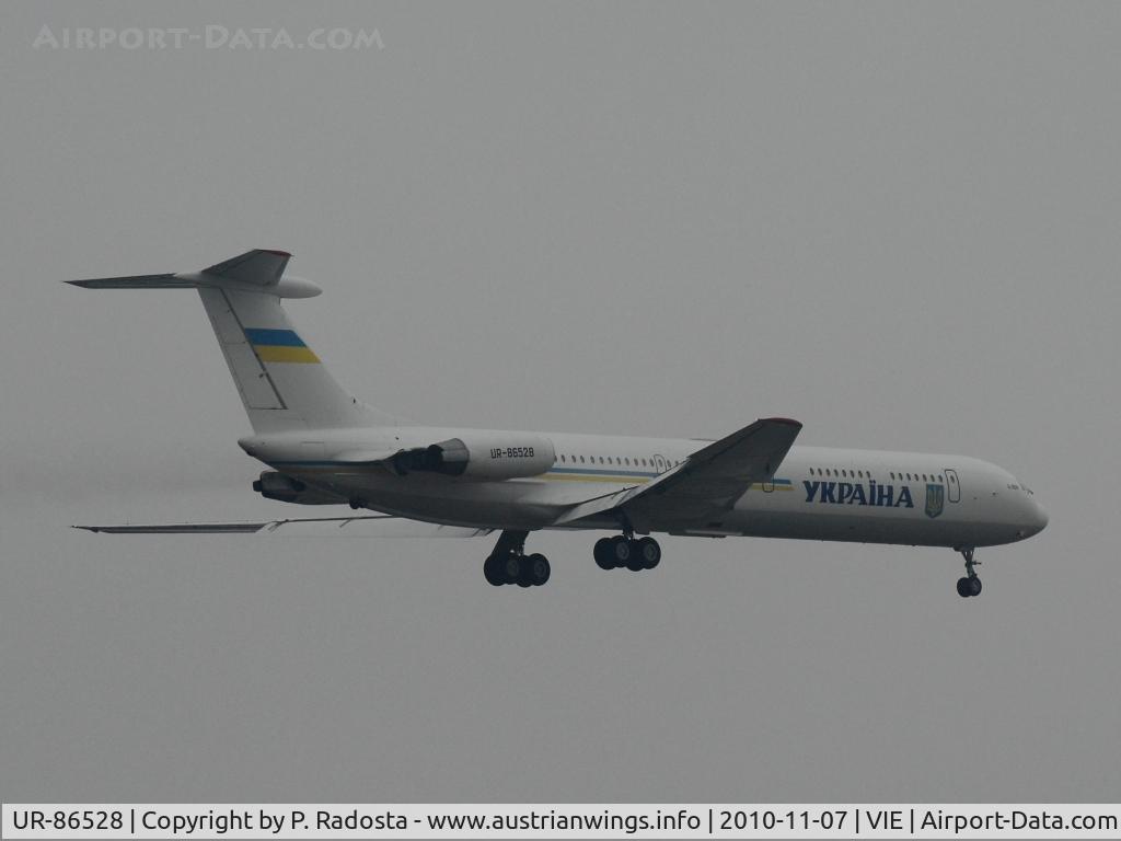 UR-86528, 1981 Ilyushin Il-62M C/N 4038111, State of Ukraine - very rare Visitor at VIE