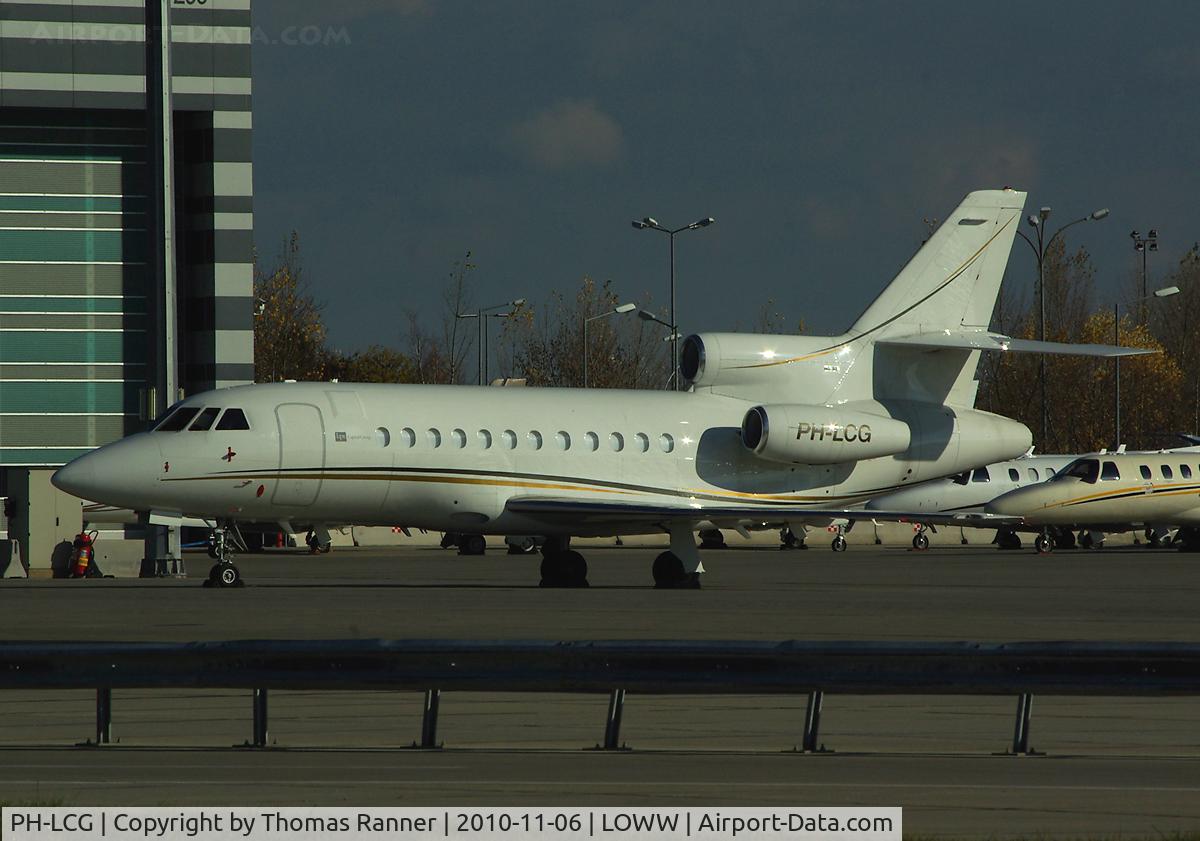 PH-LCG, 1995 Dassault Mystere Falcon 900 C/N 143, Solid Air Falcon 900