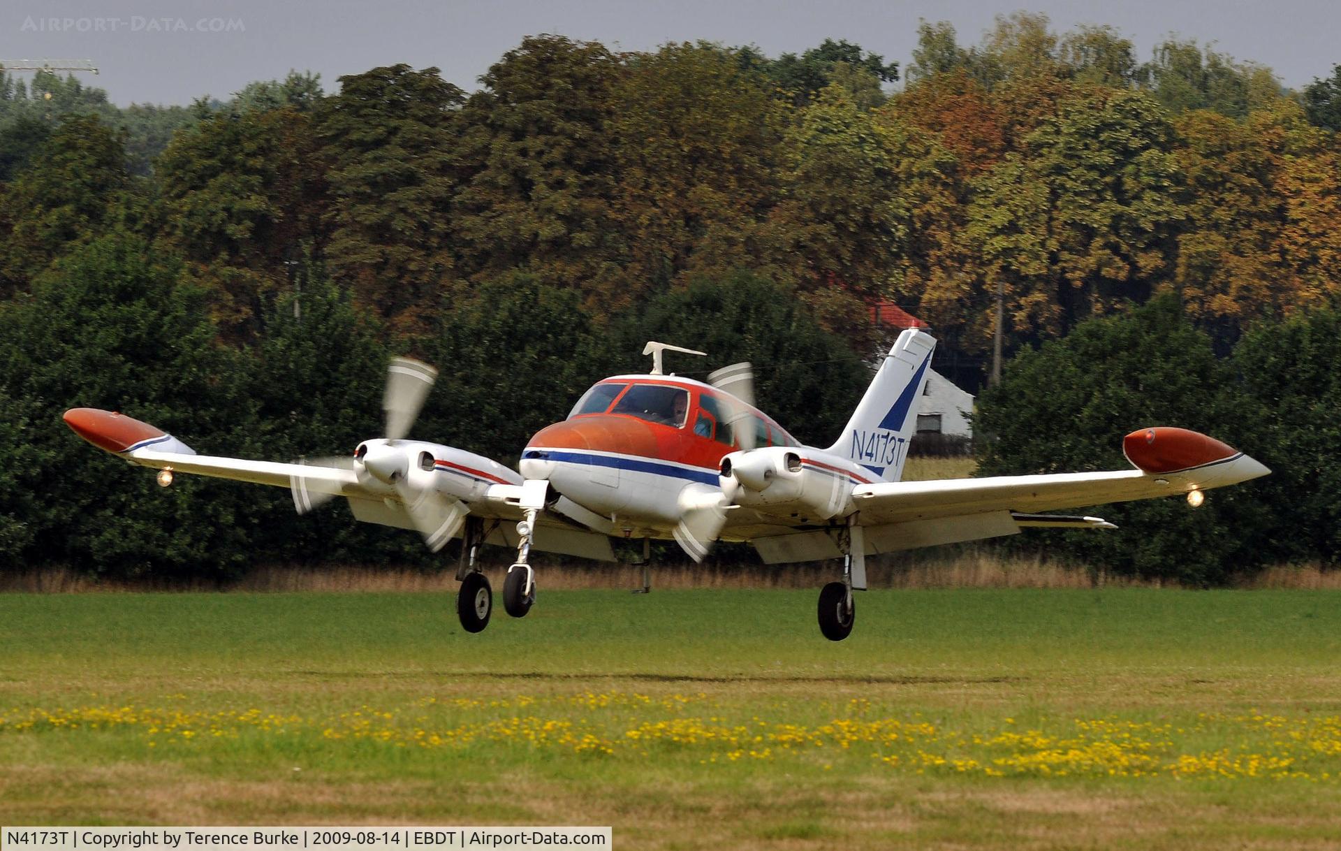 N4173T, 1965 Cessna 320D Executive Skyknight C/N 320D0073, Arriving at Schaffen Diest Fly-In August 2009