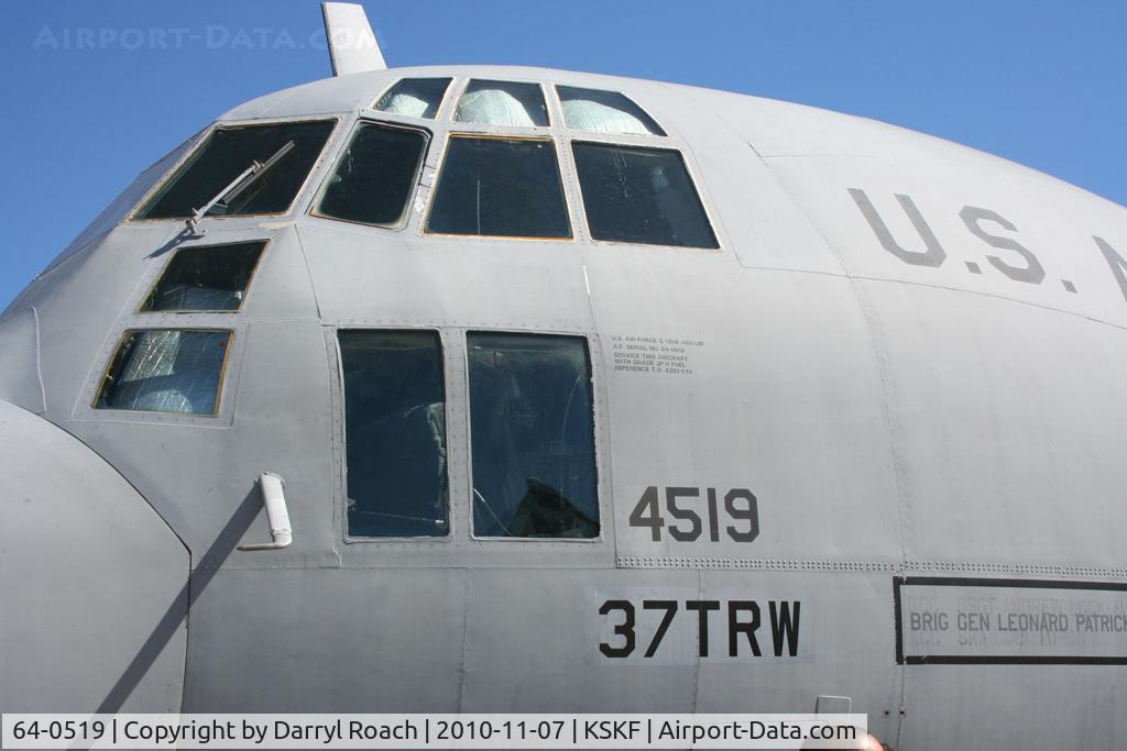 64-0519, 1964 Lockheed C-130E-LM Hercules C/N 382-4003, USAF C130 on display at Airfest.