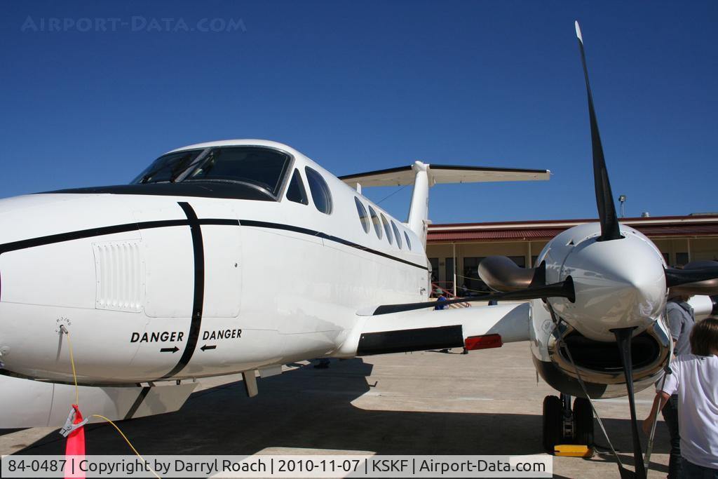 84-0487, 1984 Beech C-12F Huron C/N BL-121, Beech King Air on display at Airfest.