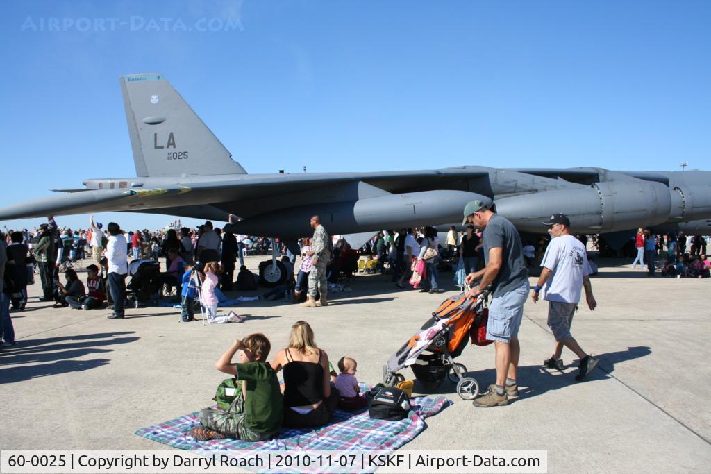 60-0025, 1960 Boeing B-52H Stratofortress C/N 464390, USAF B52 on display at Airfest.
