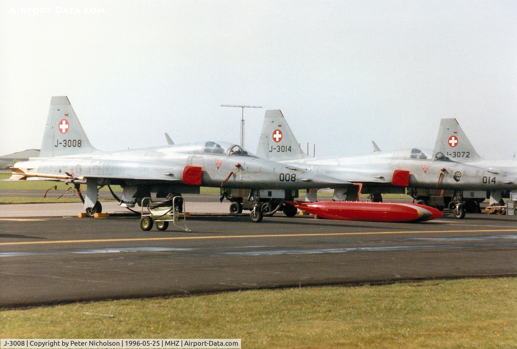J-3008, 1976 Northrop F-5E Tiger II C/N L.1008, F-5E Tiger II of 2 Regiment Swiss Air Force together with J-3014 on the flight-line at the 1996 RAF Mildenhall Air Fete.
