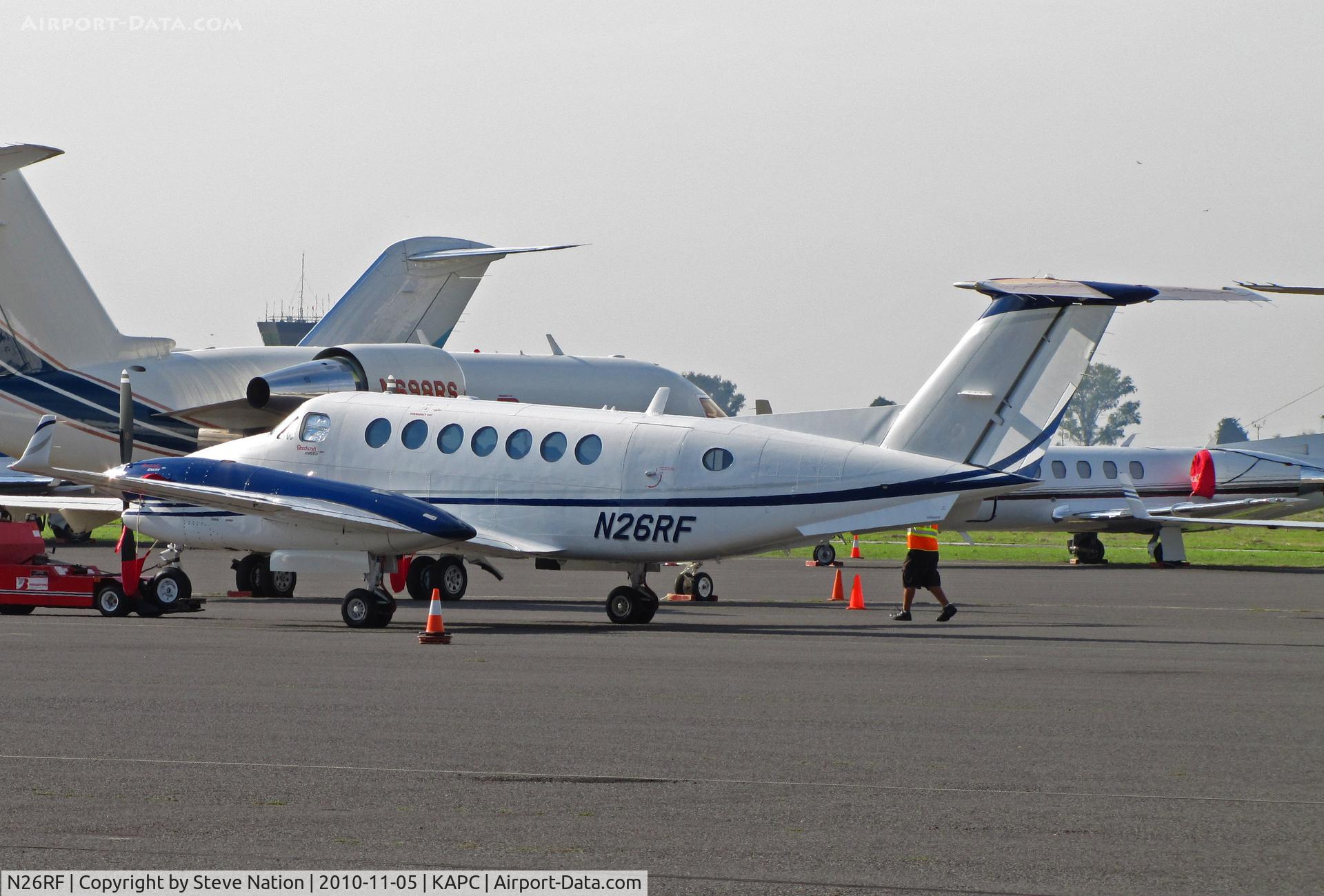 N26RF, 2010 Hawker Beechcraft B350i C/N FL-722, Excaliber Holdings Inc. (Rancho Palos Verde, CA) operates this 2010 B300 King Air being repositioned on bizjet ramp @ Napa, CA
