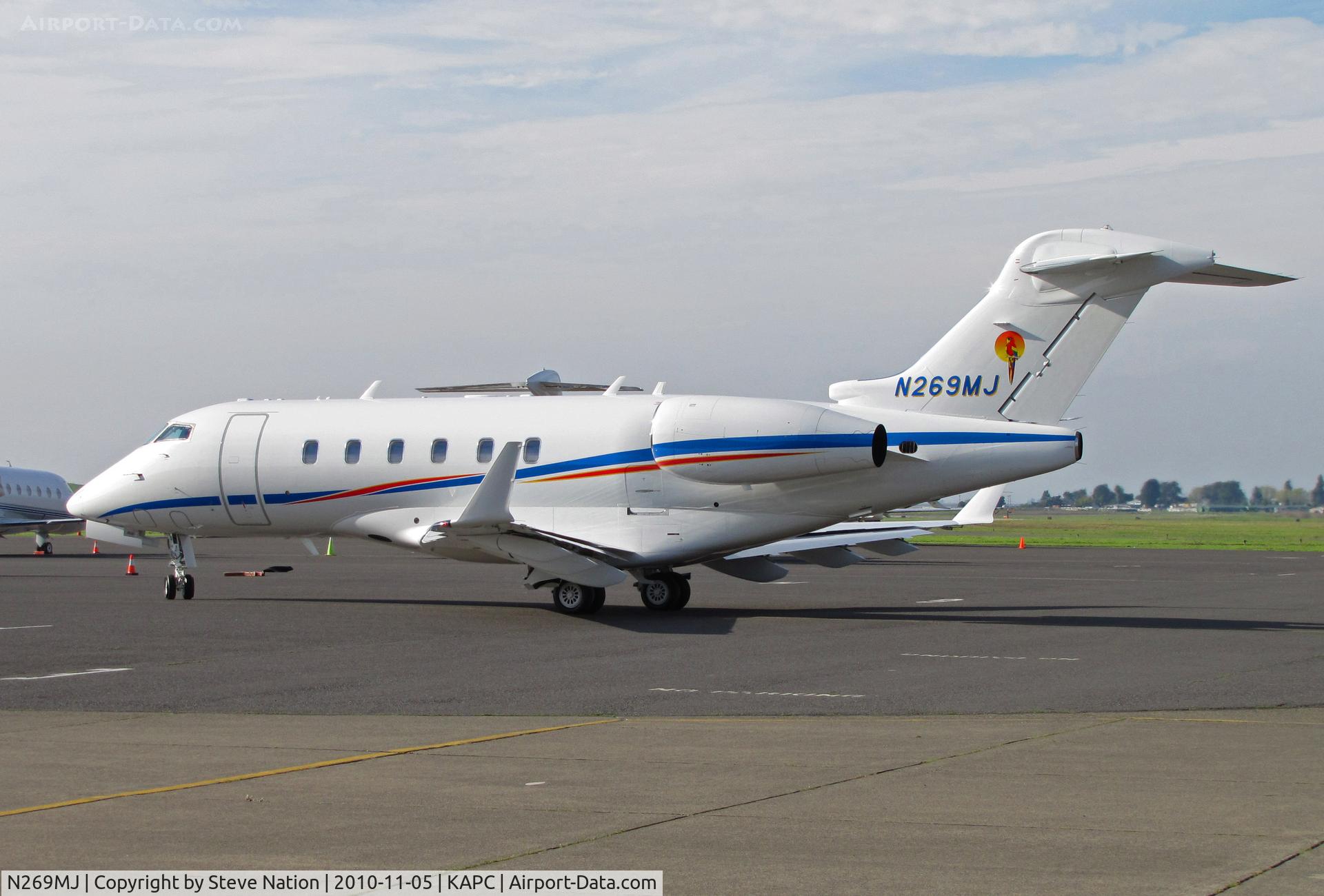 N269MJ, 2007 Bombardier Challenger 300 (BD-100-1A10) C/N 20180, Maui Jim Inc. (Peoria, IL!) 2007 Challenger BD-100-1A10 (parrot tail logo) arriving at Napa, CA for 8 minute turn around!