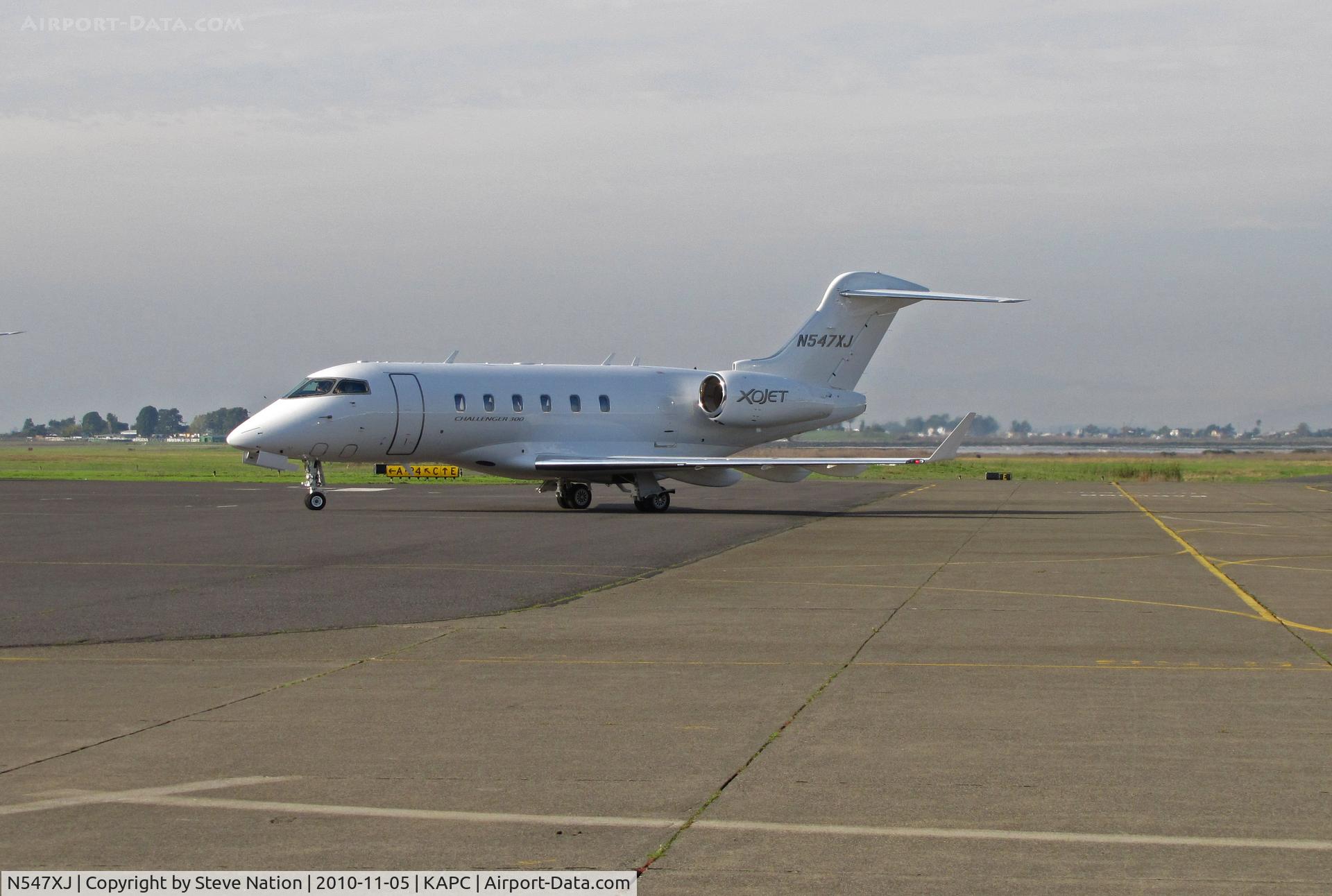 N547XJ, 2009 Bombardier Challenger 300 (BD-100-1A10) C/N 20281, XOJET 2009 Challenger BD-100-1A10 arriving from KSDL/Scottsdale, AZ