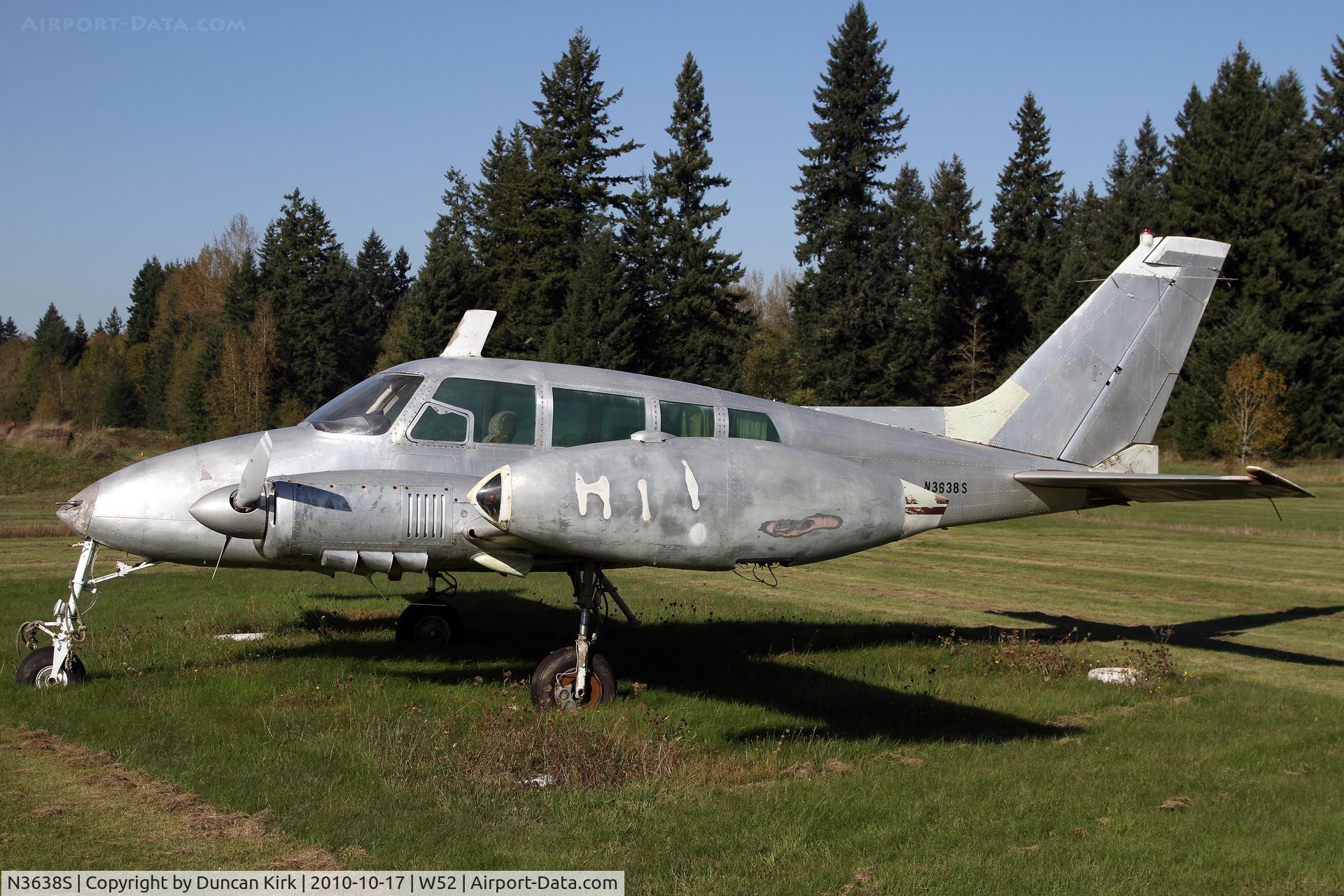 N3638S, 1962 Cessna 320 Skyknight C/N 320-0063, Presumably a paint job is in the offing!