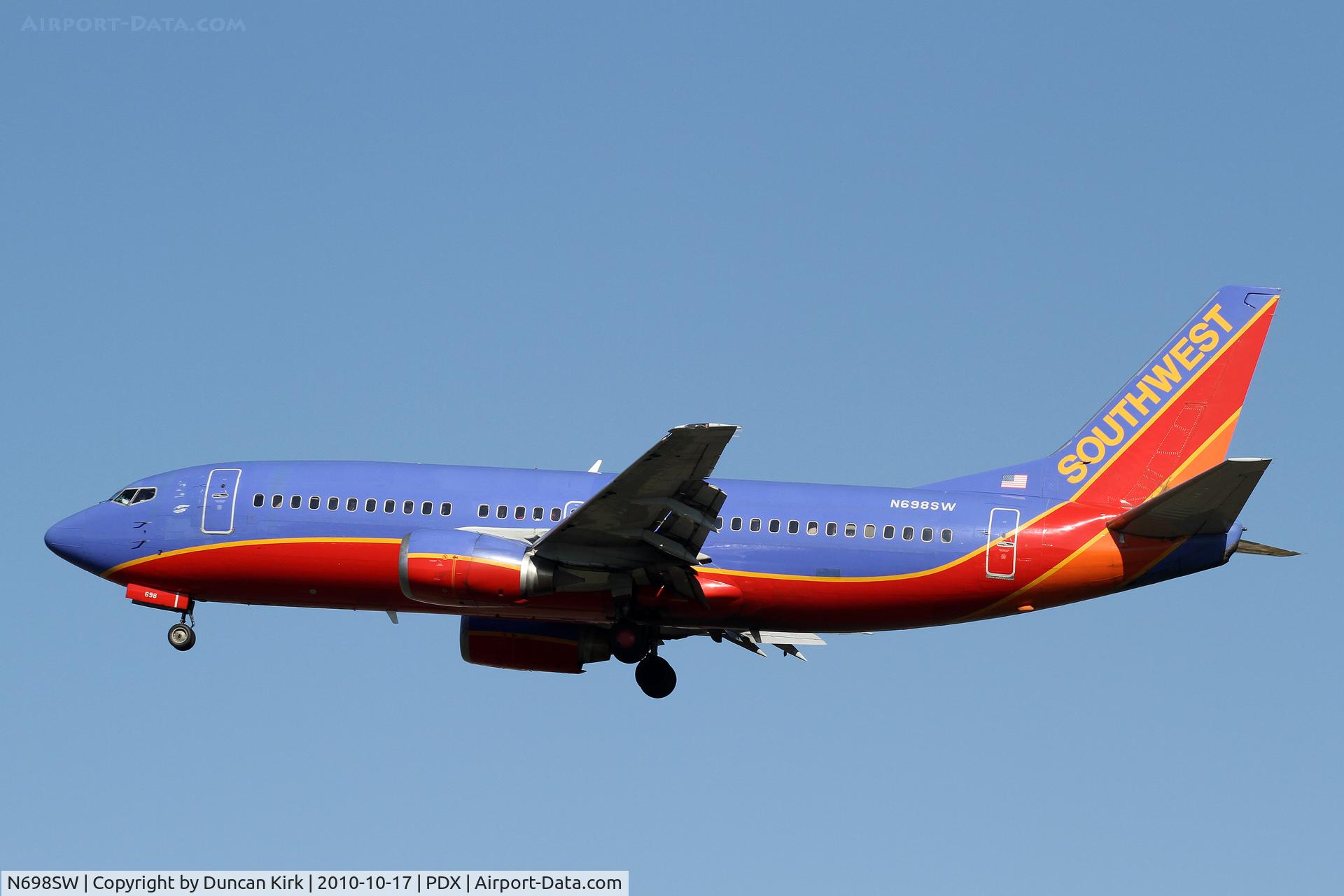 N698SW, 1986 Boeing 737-317 C/N 23176, These will be in the fleet for years to come