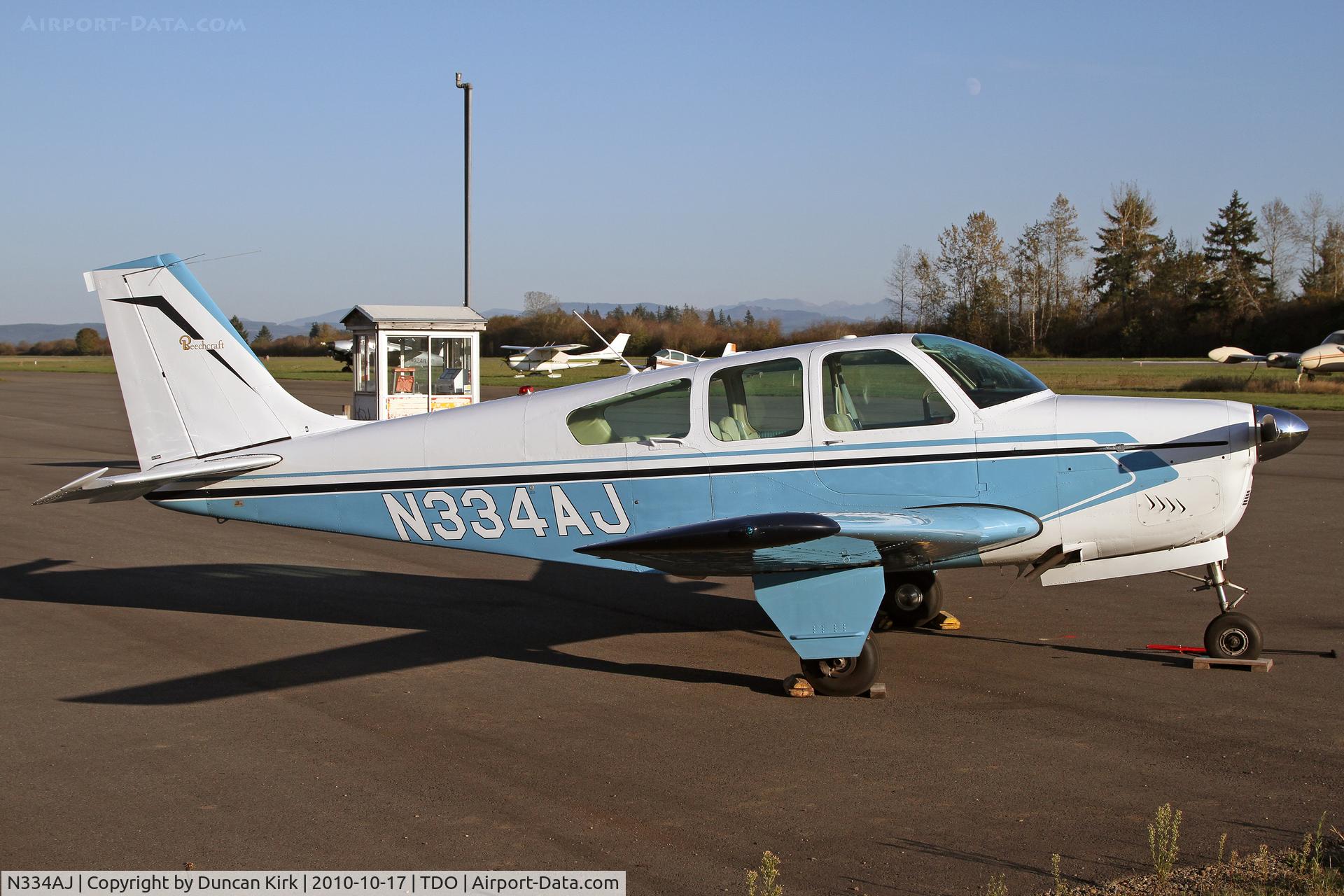 N334AJ, 1962 Beech 35-B33 Debonair C/N CD-472, Nice evening light at Toledo, WA