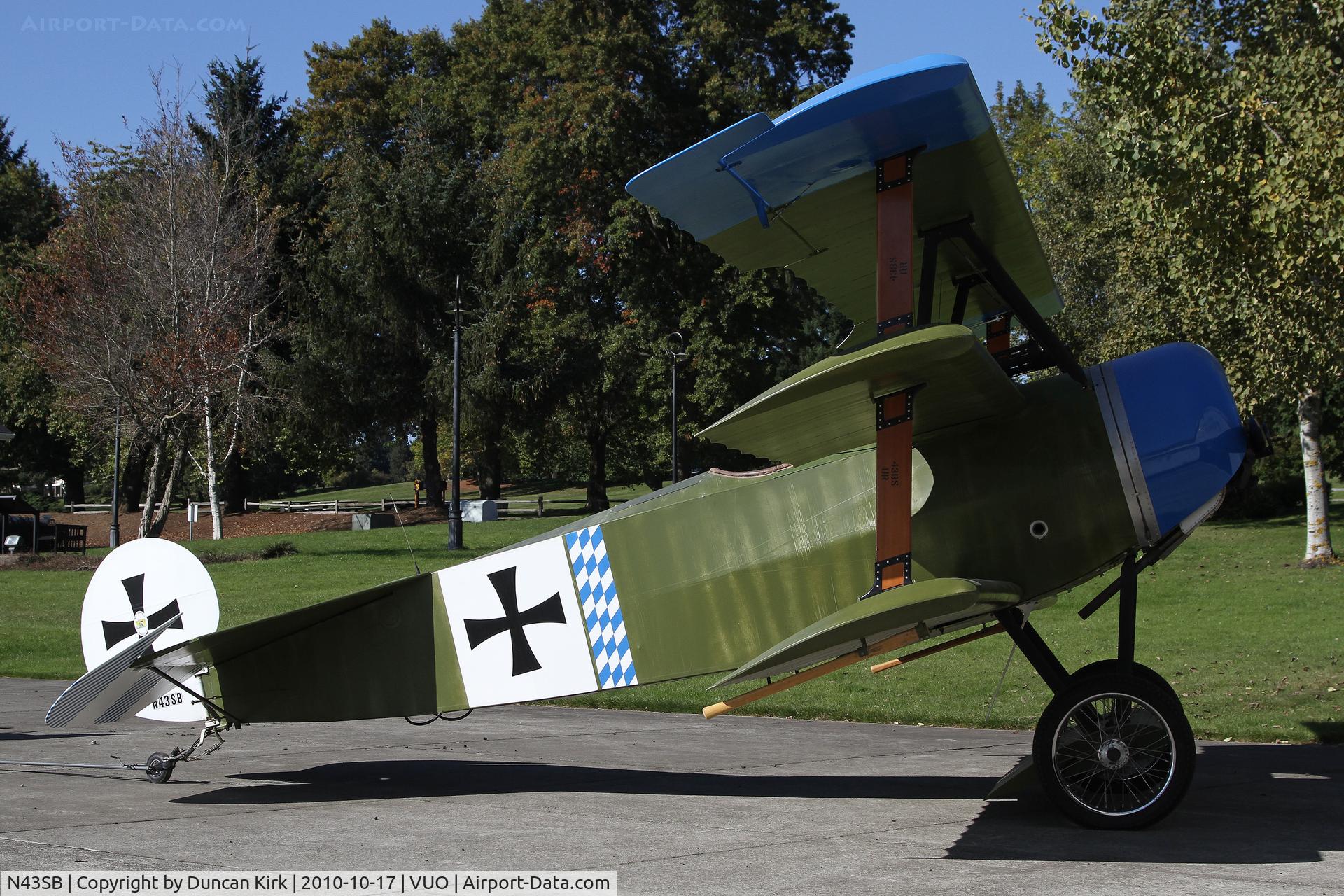 N43SB, 1996 Fokker Dr.1 Triplane Replica C/N 29590ABV, Not many tri-planes around