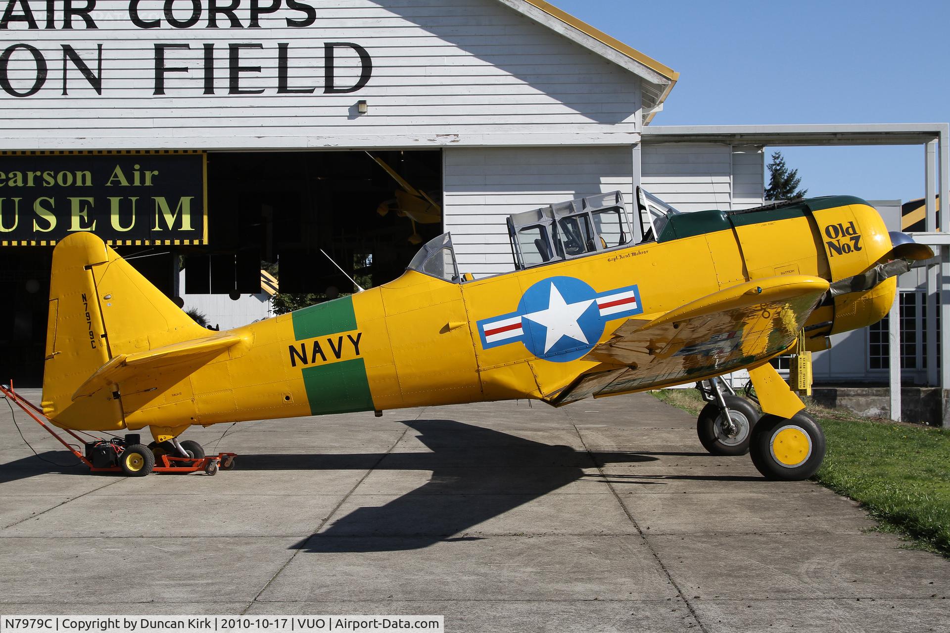 N7979C, 1946 North American AT-6D C/N 84827, Nicely displayed in the autumn light