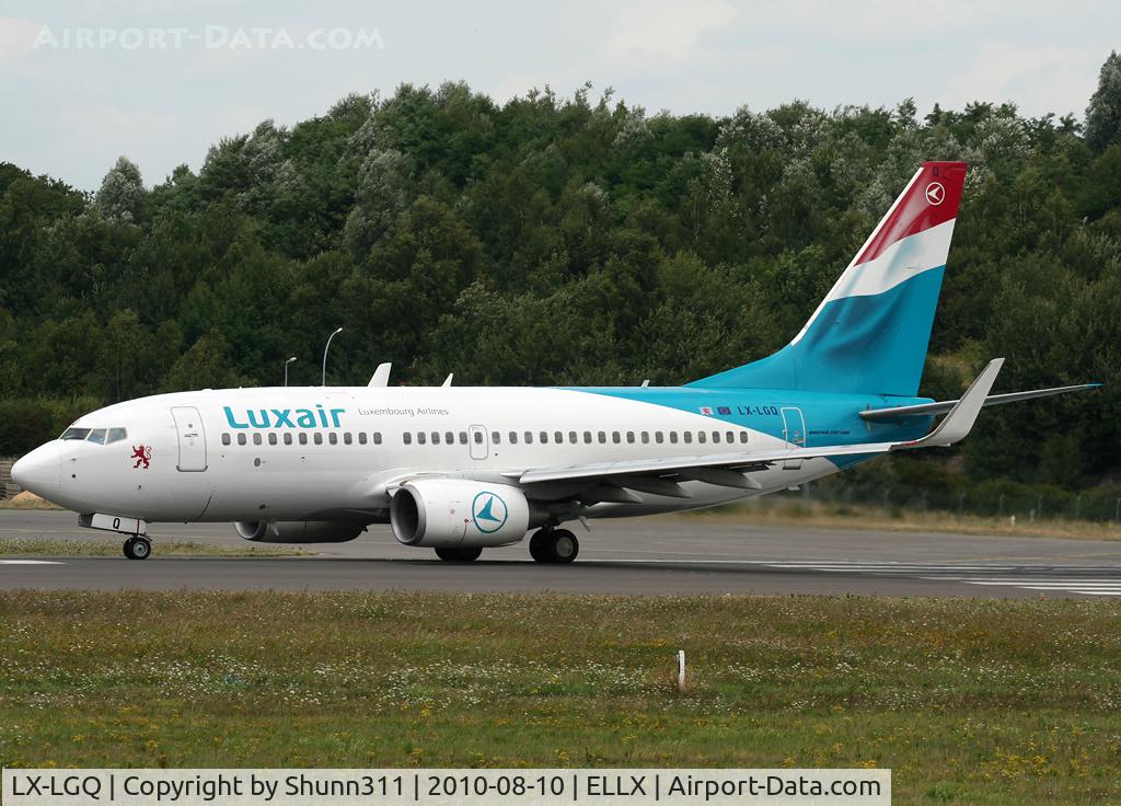 LX-LGQ, 2004 Boeing 737-7C9 C/N 33802, Ready for take off rwy 24