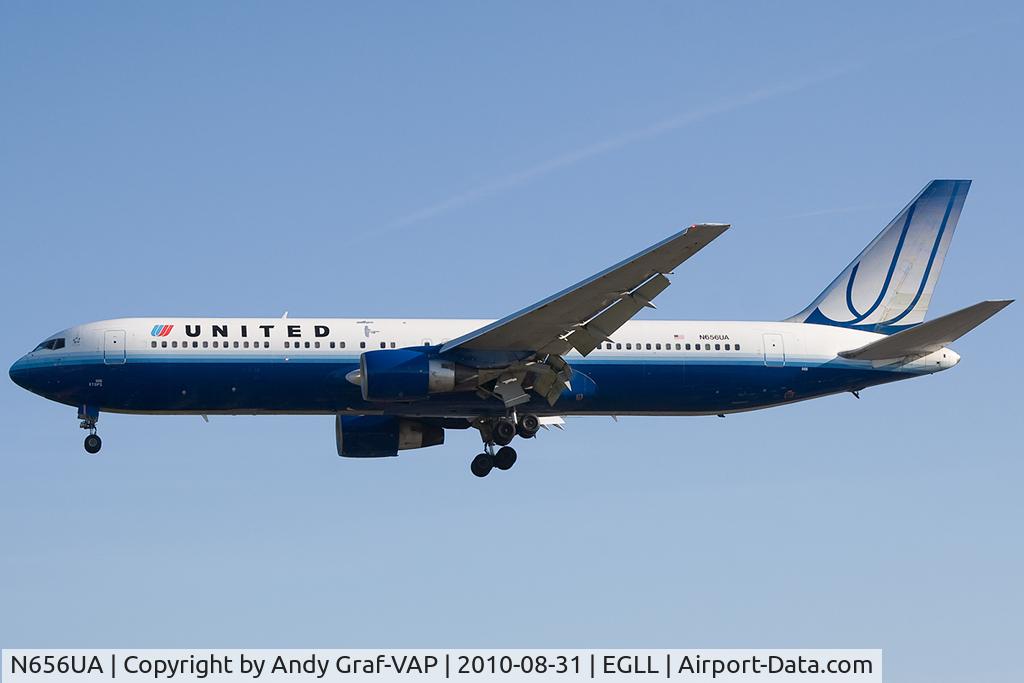 N656UA, 1992 Boeing 767-322 C/N 25394, United Airlines 767-300