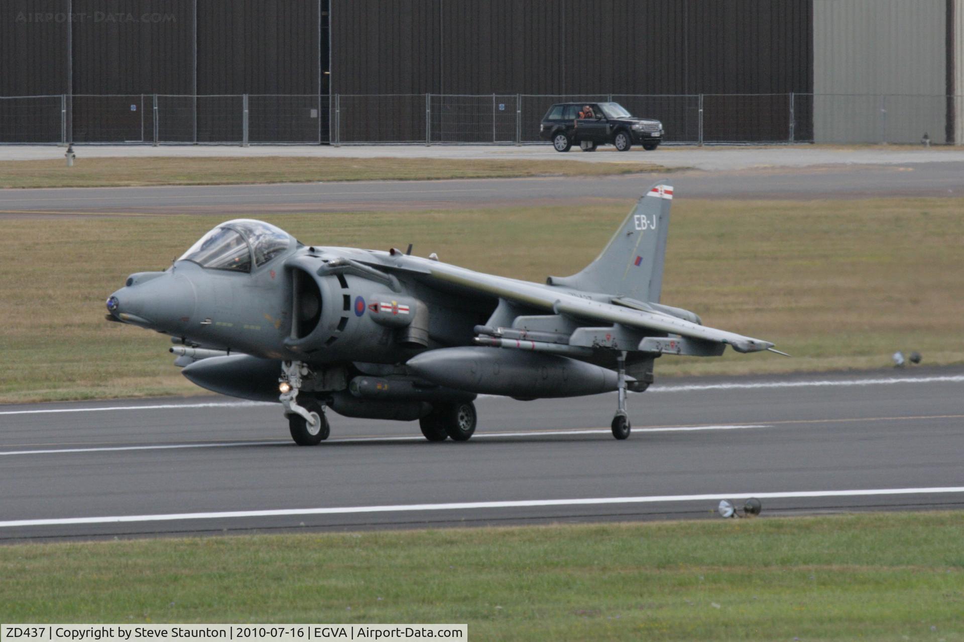 ZD437, British Aerospace Harrier GR.7 C/N P49, Taken at the Royal International Air Tattoo 2010