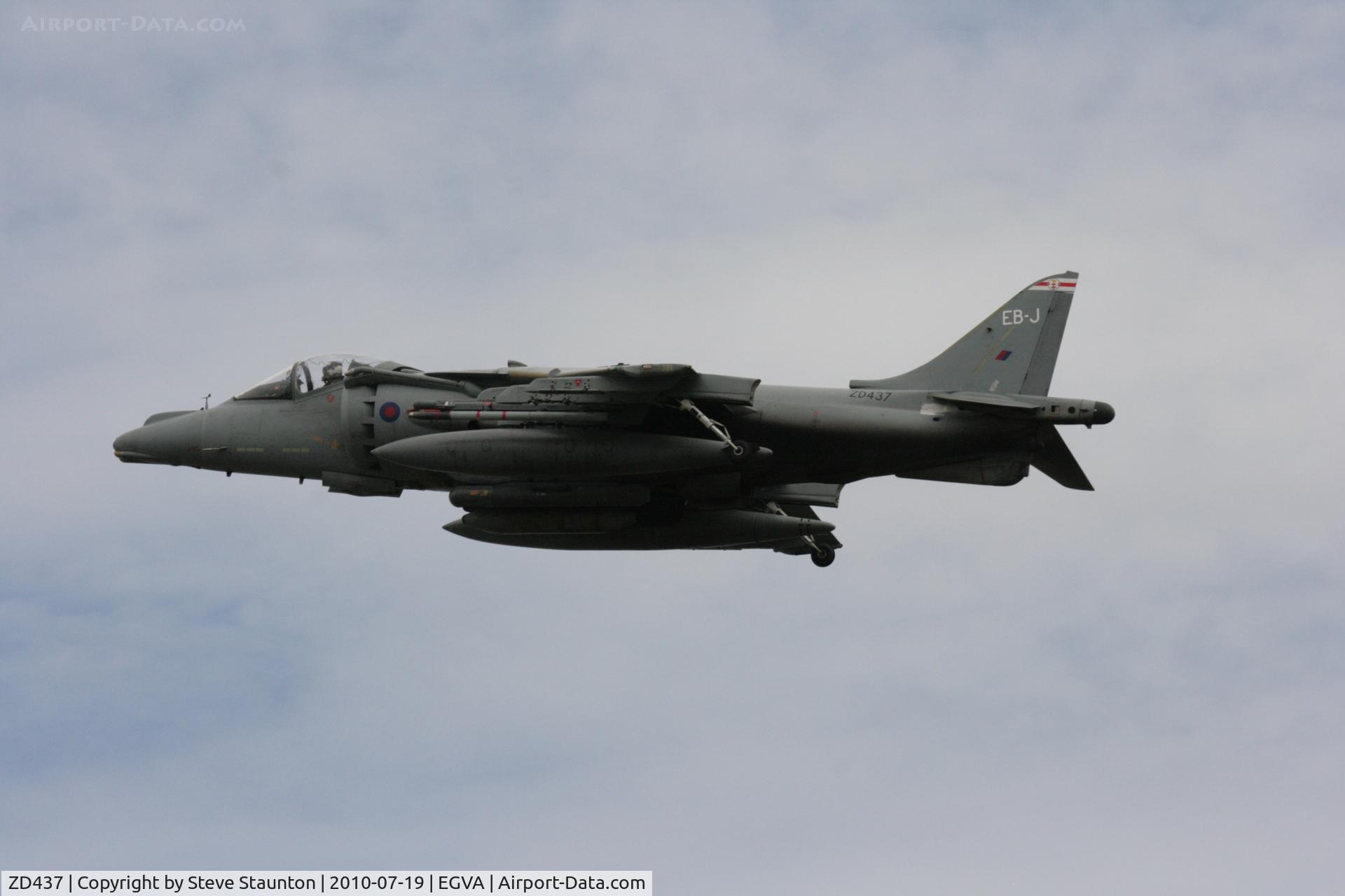 ZD437, British Aerospace Harrier GR.7 C/N P49, Taken at the Royal International Air Tattoo 2010