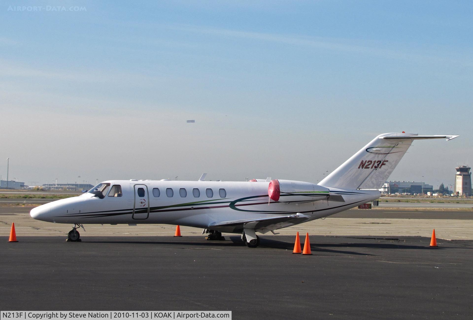 N213F, 2007 Cessna 525B CitationJet CJ3 C/N 525B-0184, 2007 Cessna 525B (ex N914FF) @ North Field KOAK/Oakland Intl Airport, CA