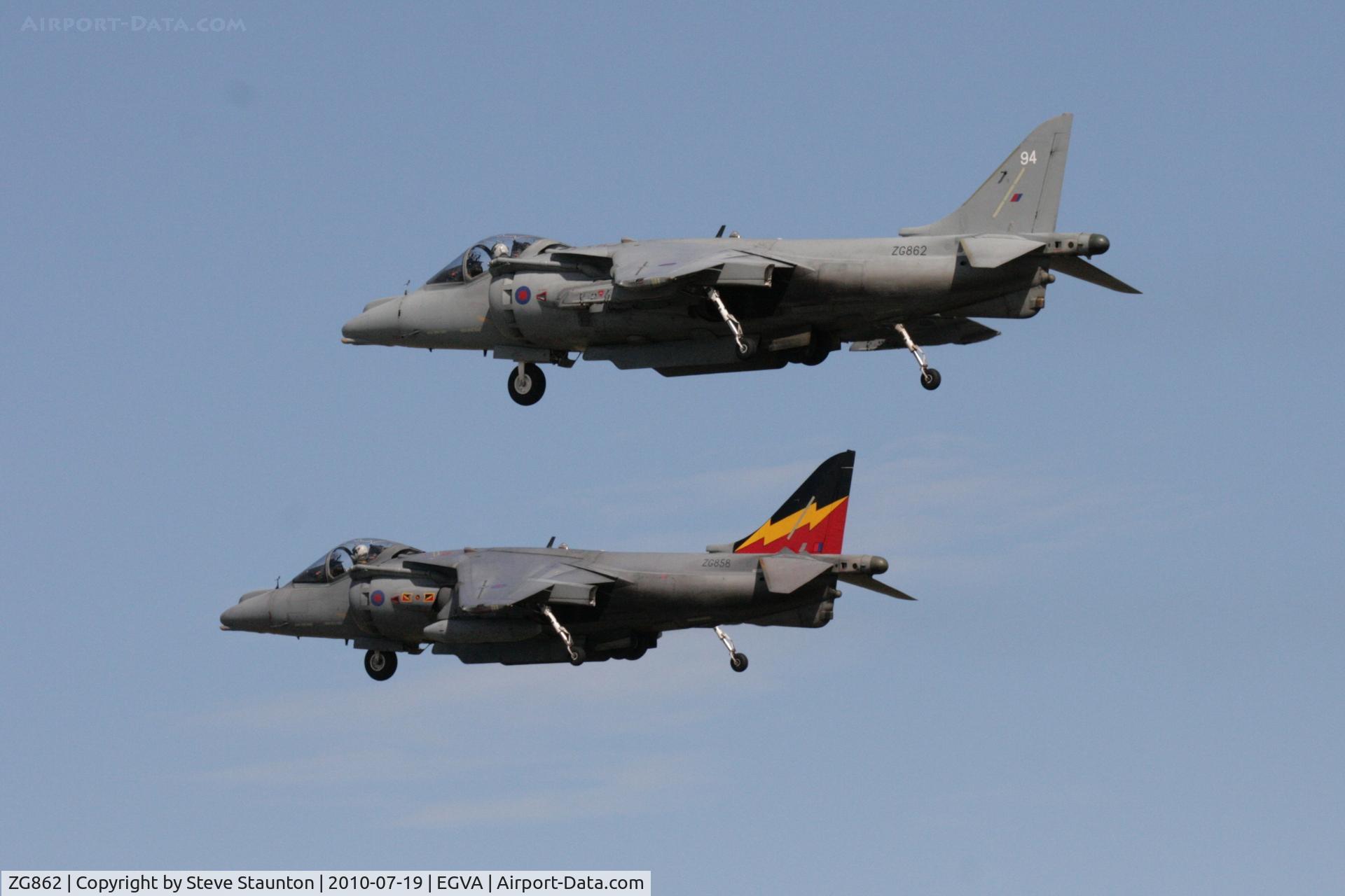 ZG862, British Aerospace Harrier GR.7 C/N P94, Taken at the Royal International Air Tattoo 2010 (with ZG858)