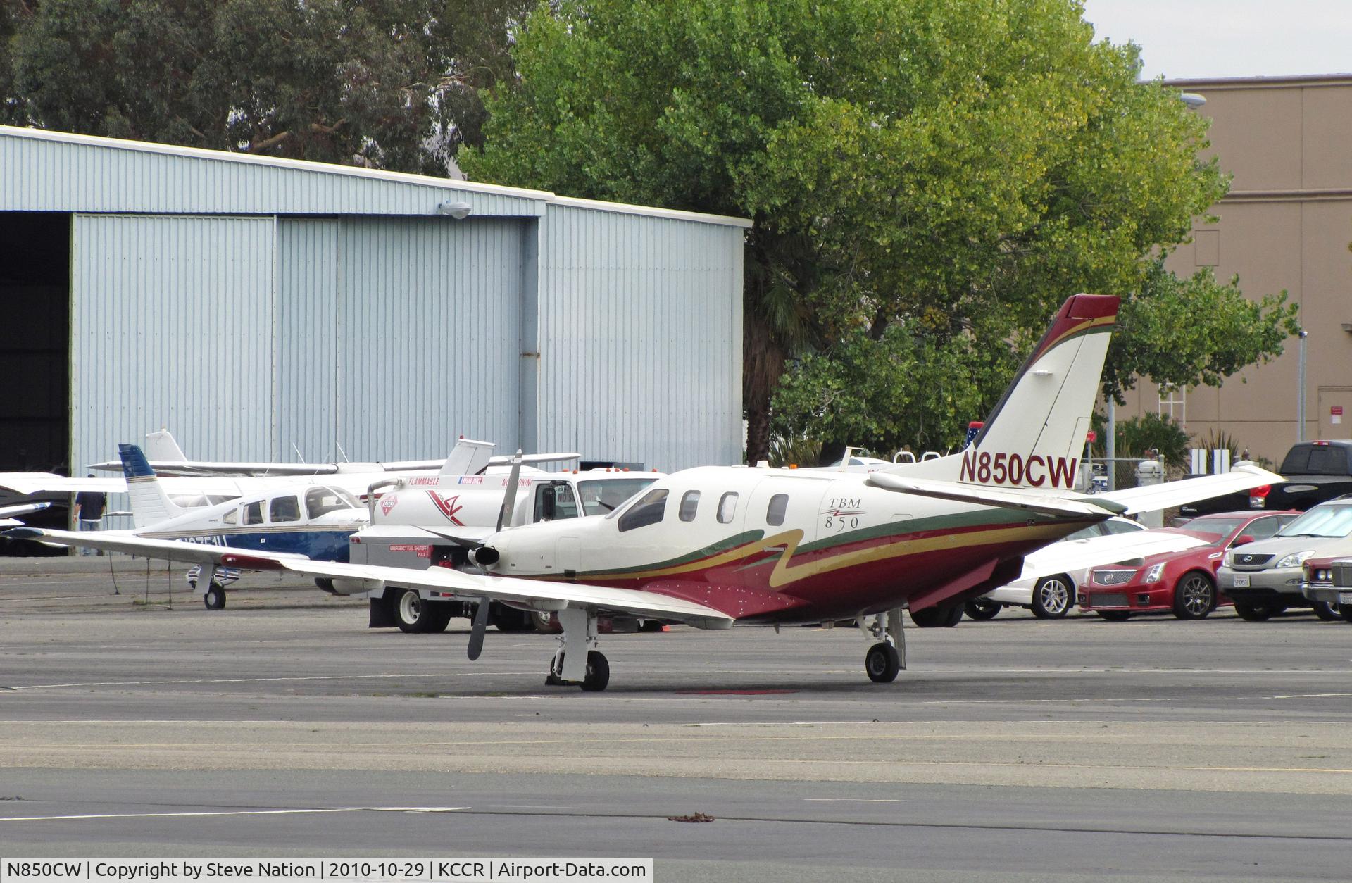 N850CW, 2006 Socata TBM-700 C/N 376, San Diego-based 2006 SOCATA TBM 700 @ KCCR/Buchanan Field, Concord, CA