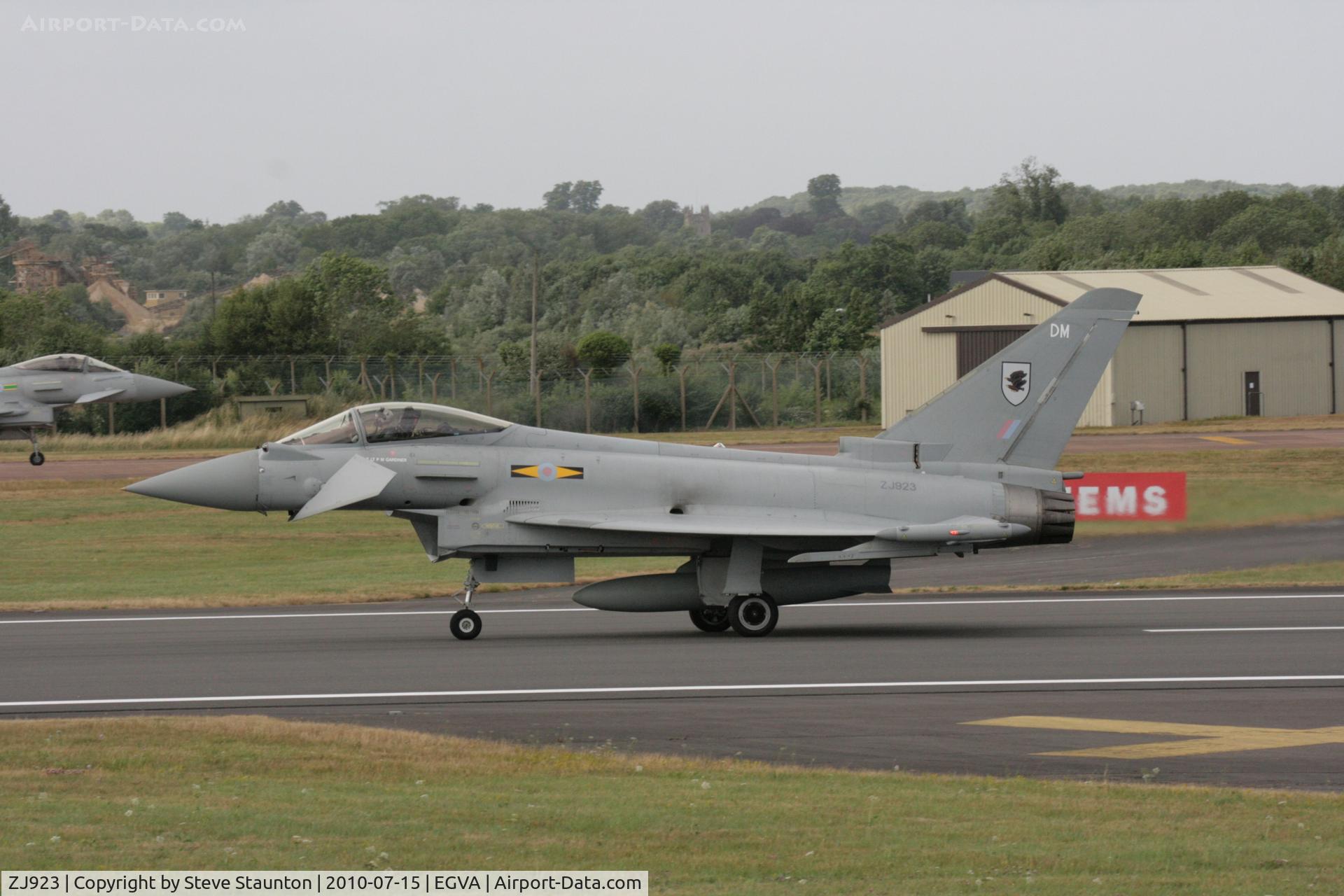 ZJ923, 2007 Eurofighter EF-2000 Typhoon FGR4 C/N 0075/BS014, Taken at the Royal International Air Tattoo 2010