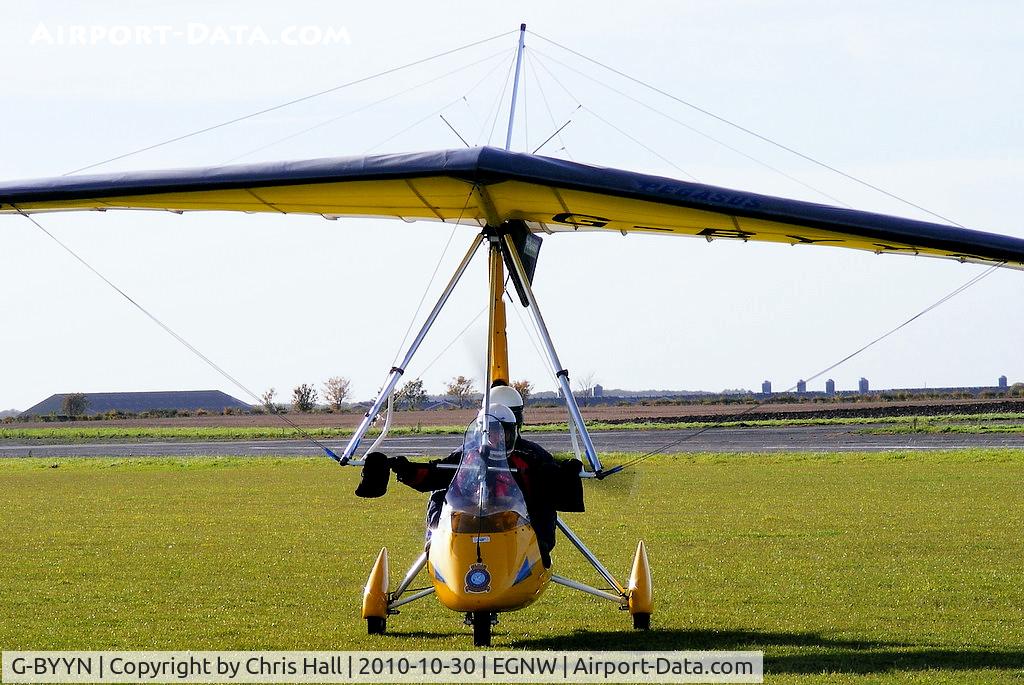 G-BYYN, 1999 Pegasus Quantum 15-912 C/N 7601, at the 