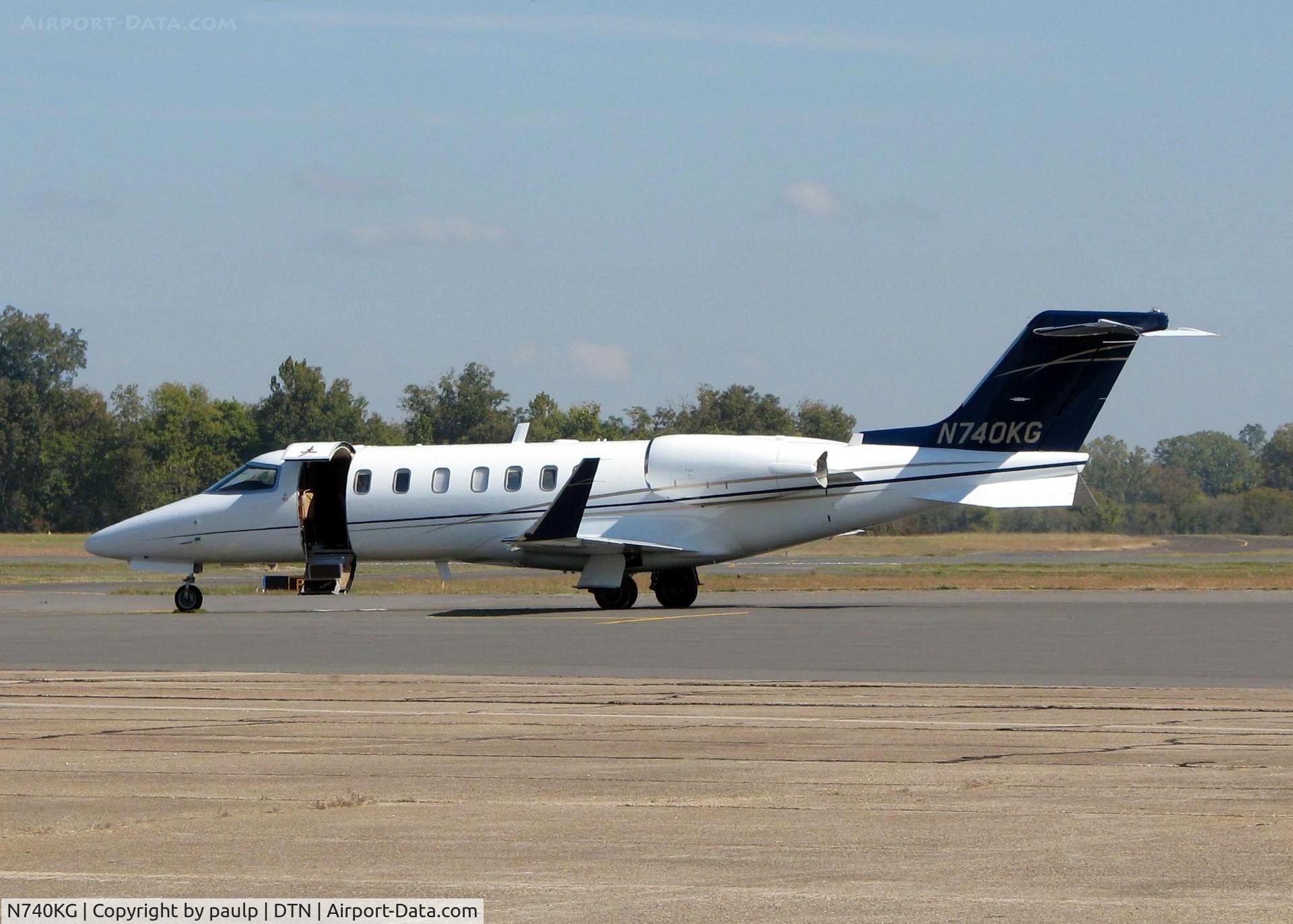 N740KG, 2006 Learjet 45 C/N 2063, At Downtown Shreveport.