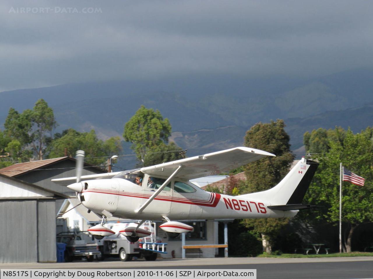 N8517S, 1965 Cessna 182H Skylane C/N 18256617, 1965 Cessna 182H SKYLANE, Continental O-470 230 Hp, takeoff climb Rwy 22