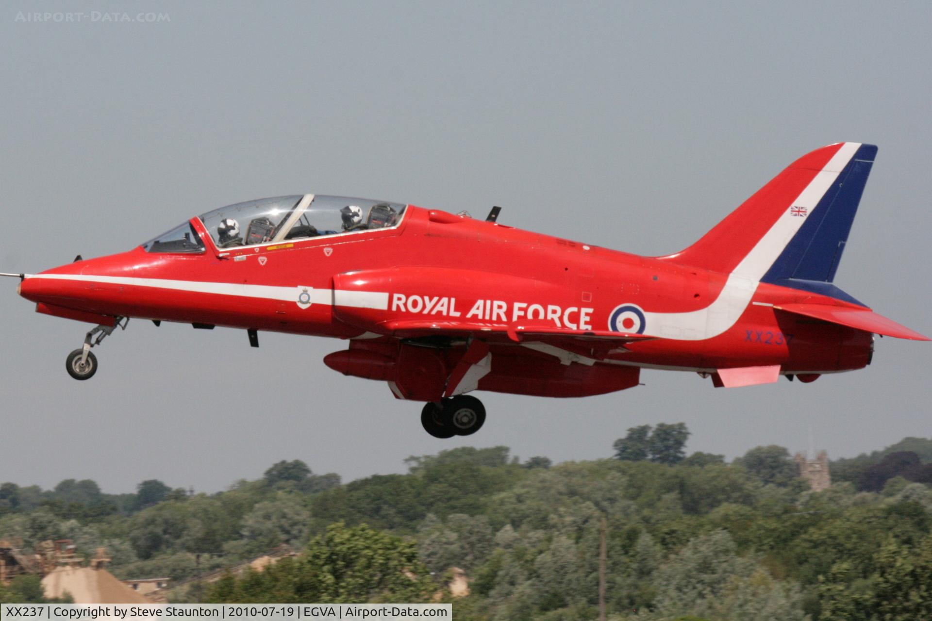 XX237, 1978 Hawker Siddeley Hawk T.1A C/N 073/312073, Taken at the Royal International Air Tattoo 2010