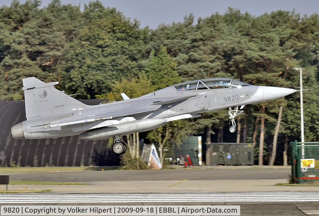 9820, 2005 Saab JAS-39D Gripen C/N 39820, Tiger Meet 2009