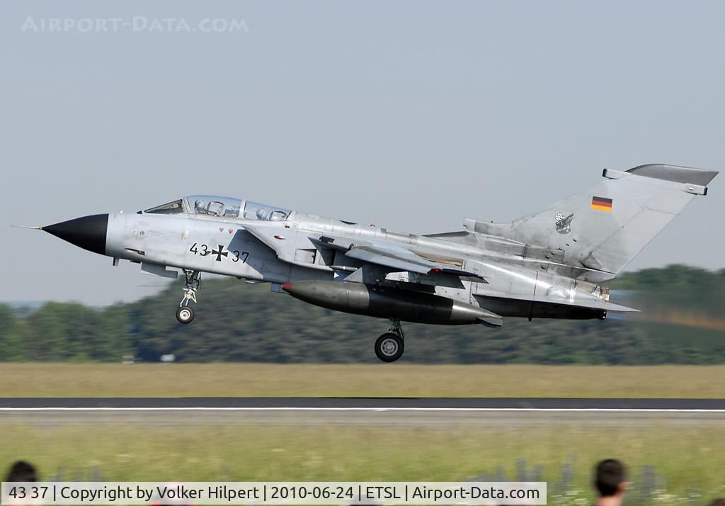 43 37, Panavia Tornado IDS(T) C/N 100/GT022/4037, Tornado IDS
