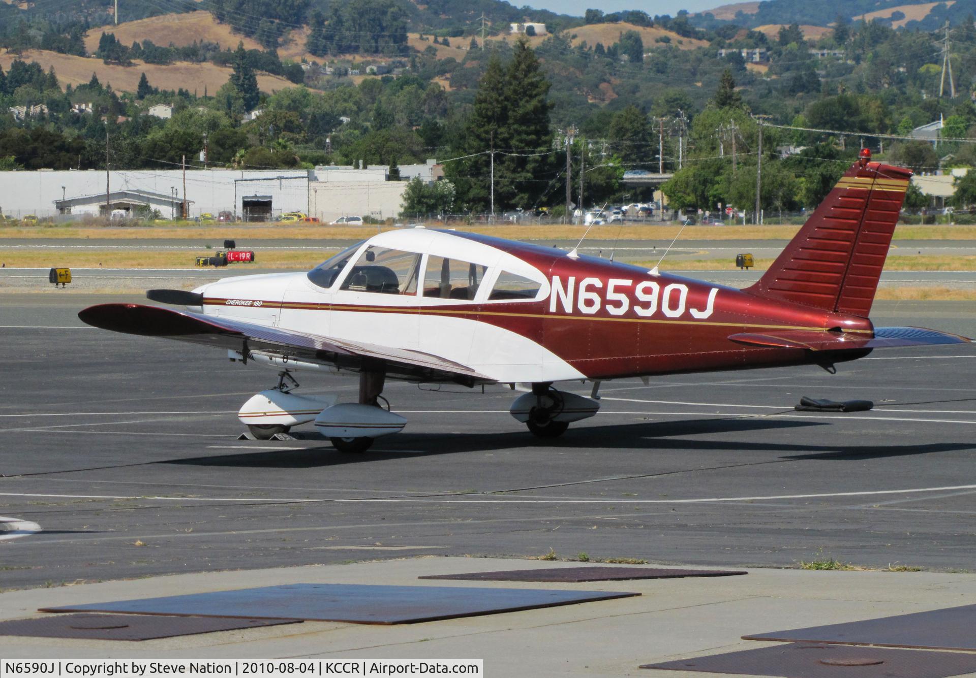 N6590J, 1968 Piper PA-28-180 C/N 28-5049, One sharp looking 1968 Piper PA-28-180 visiting KCCR/Buchanan Field, Concord, CA from KBOI/Boise, ID - looks like a Cirrus Design SR22 hybrid color scheme!