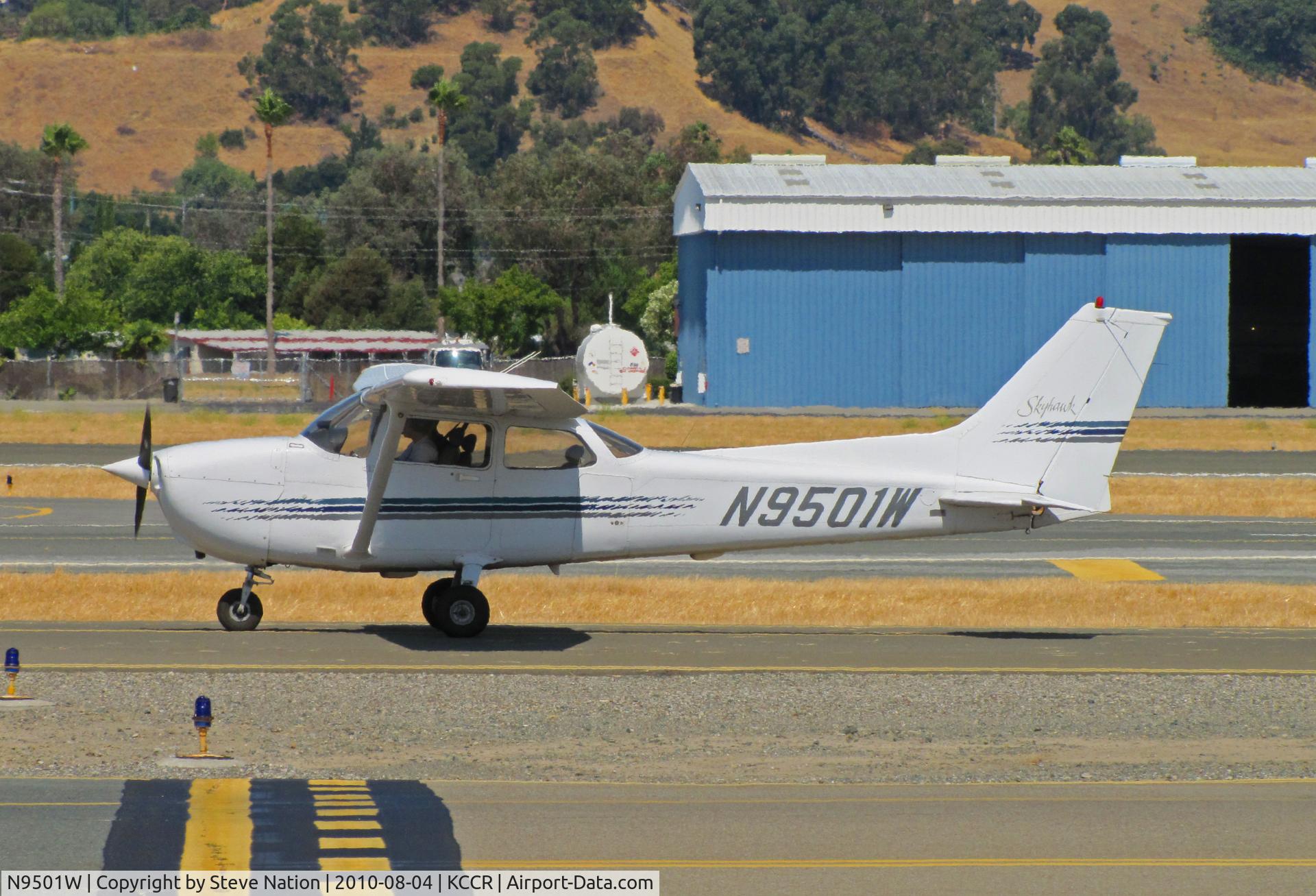 N9501W, 1997 Cessna 172R C/N 17280304, Pacific States Aviation 1997 Cessna 172R @ KCCR/Buchanan Field, Concord, CA home base