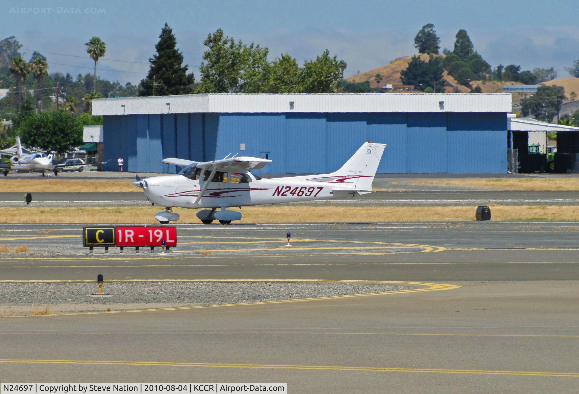 N24697, 2005 Cessna 172S C/N 172S10068, 2005 Cessna 172S over from Sacramento area for touch-and-gos @ KCCR/Buchanan Field, Concord, CA