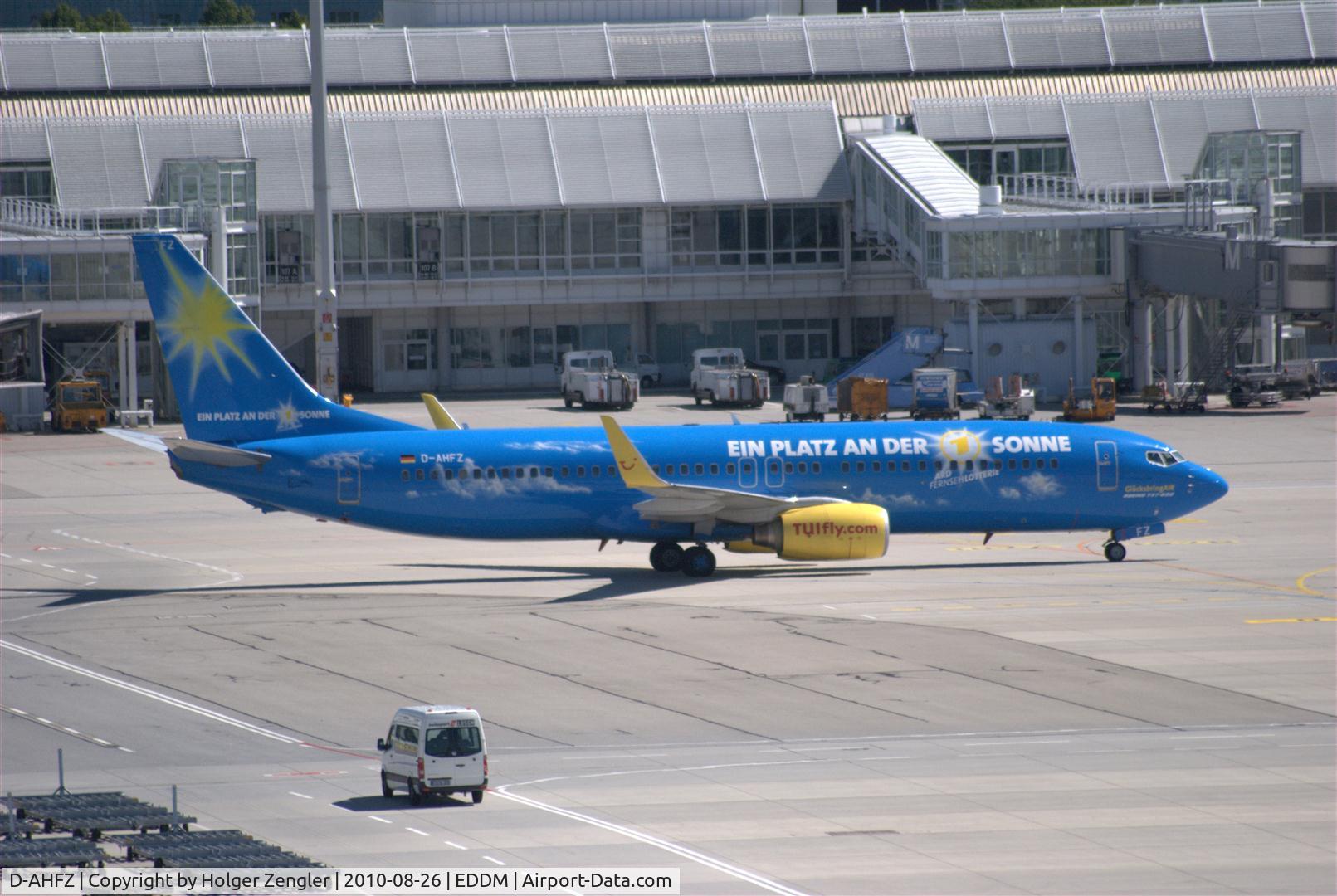 D-AHFZ, 2001 Boeing 737-8K5 C/N 30883, Leaving parking position for take off to the Mediterraneans