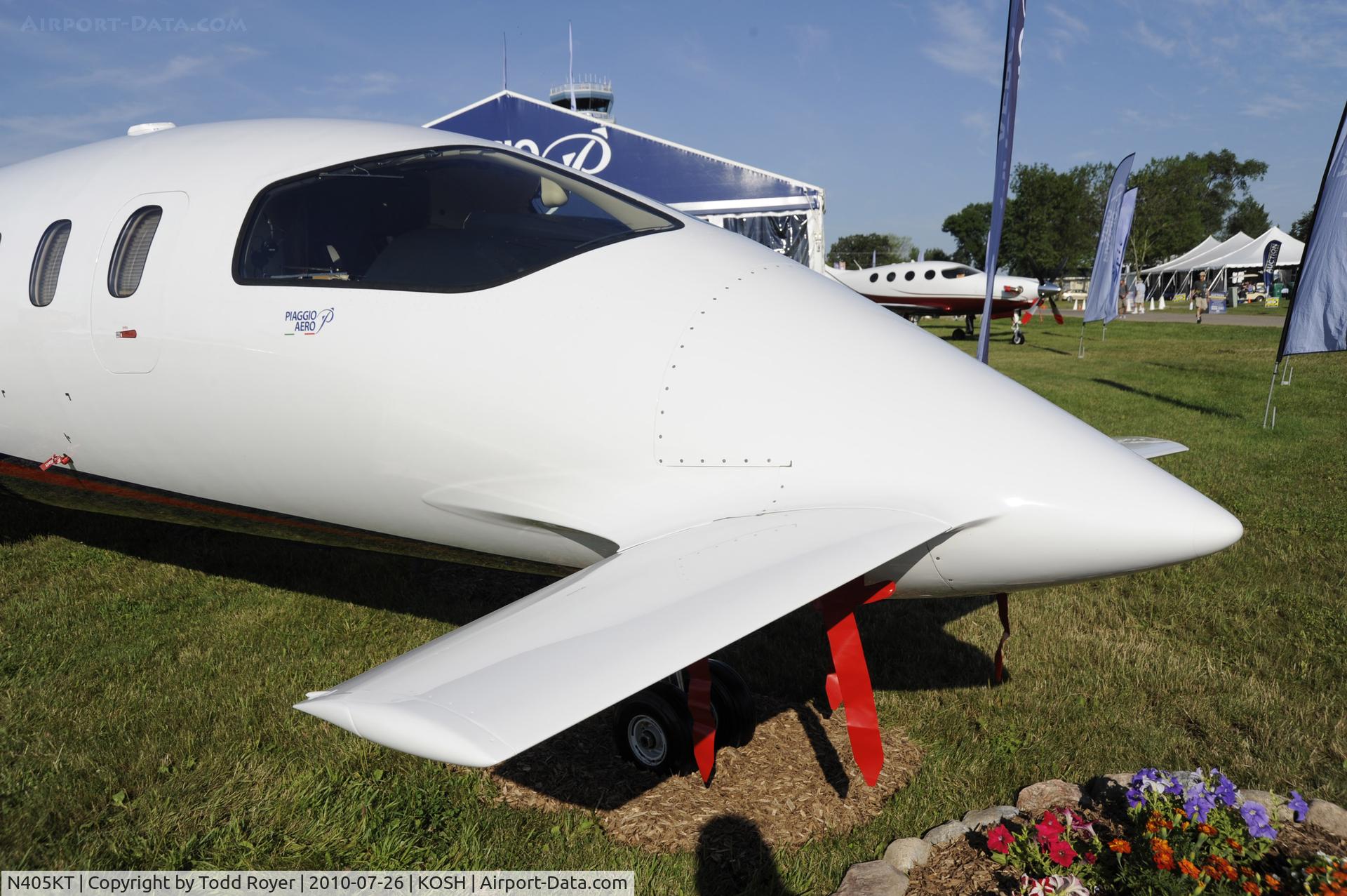 N405KT, 2009 Piaggio P-180 C/N 1190, EAA AIRVENTURE 2010