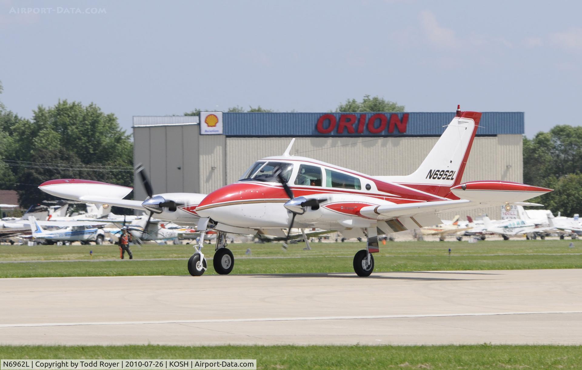N6962L, 1966 Cessna 310K C/N 310K0062, EAA AIRVENTURE 2010