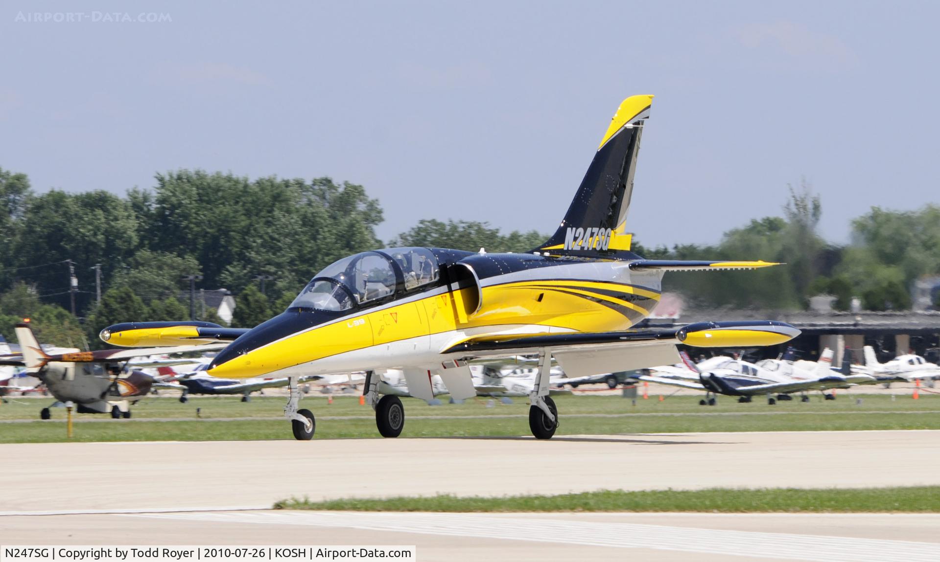 N247SG, 1984 Aero Vodochody L-39C C/N 433135, EAA AIRVENTURE 2010