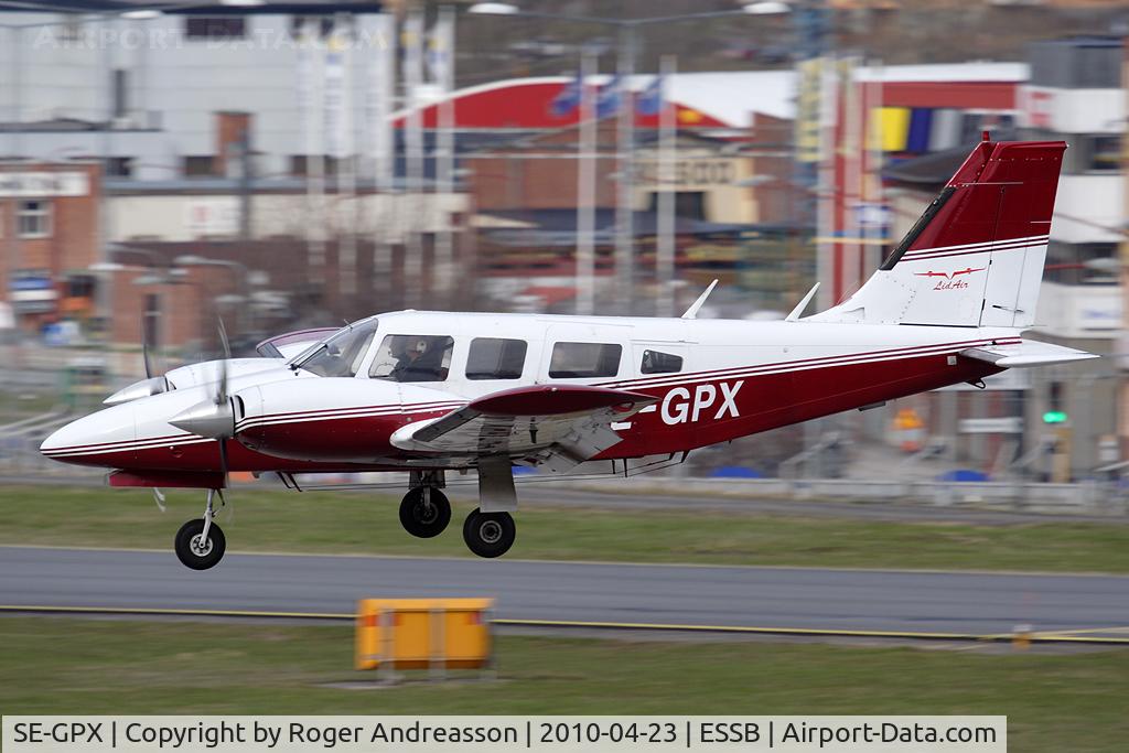 SE-GPX, 1977 Piper PA-34-200T C/N 34-7770290, Lid Air