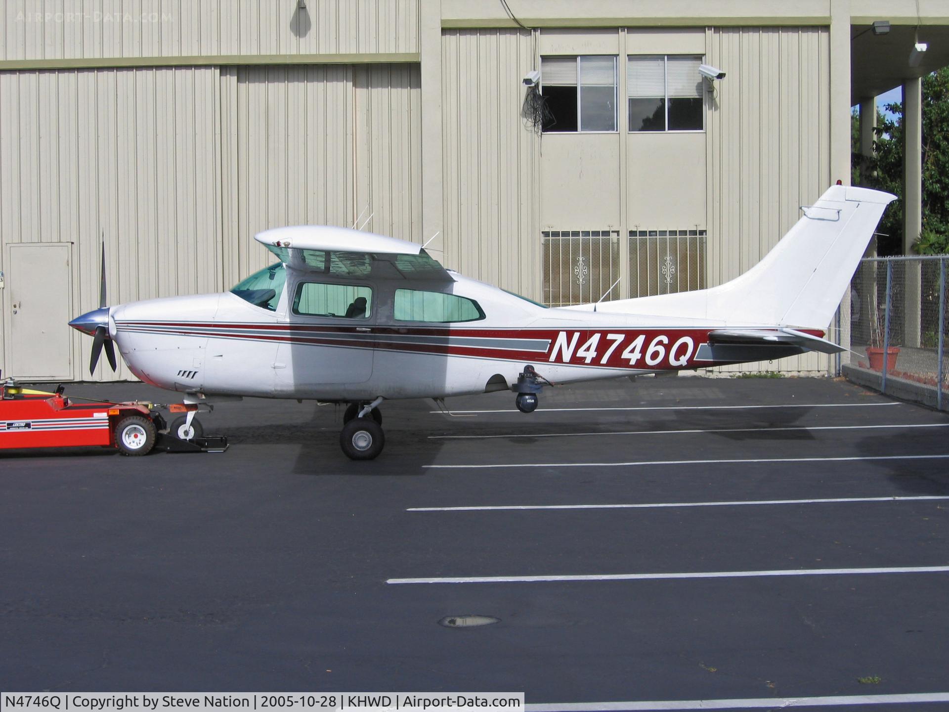 N4746Q, Cessna T210M Turbo Centurion C/N 21062586, Camera-equipped Cessna T210M @ KHWD/Hayward, CA
