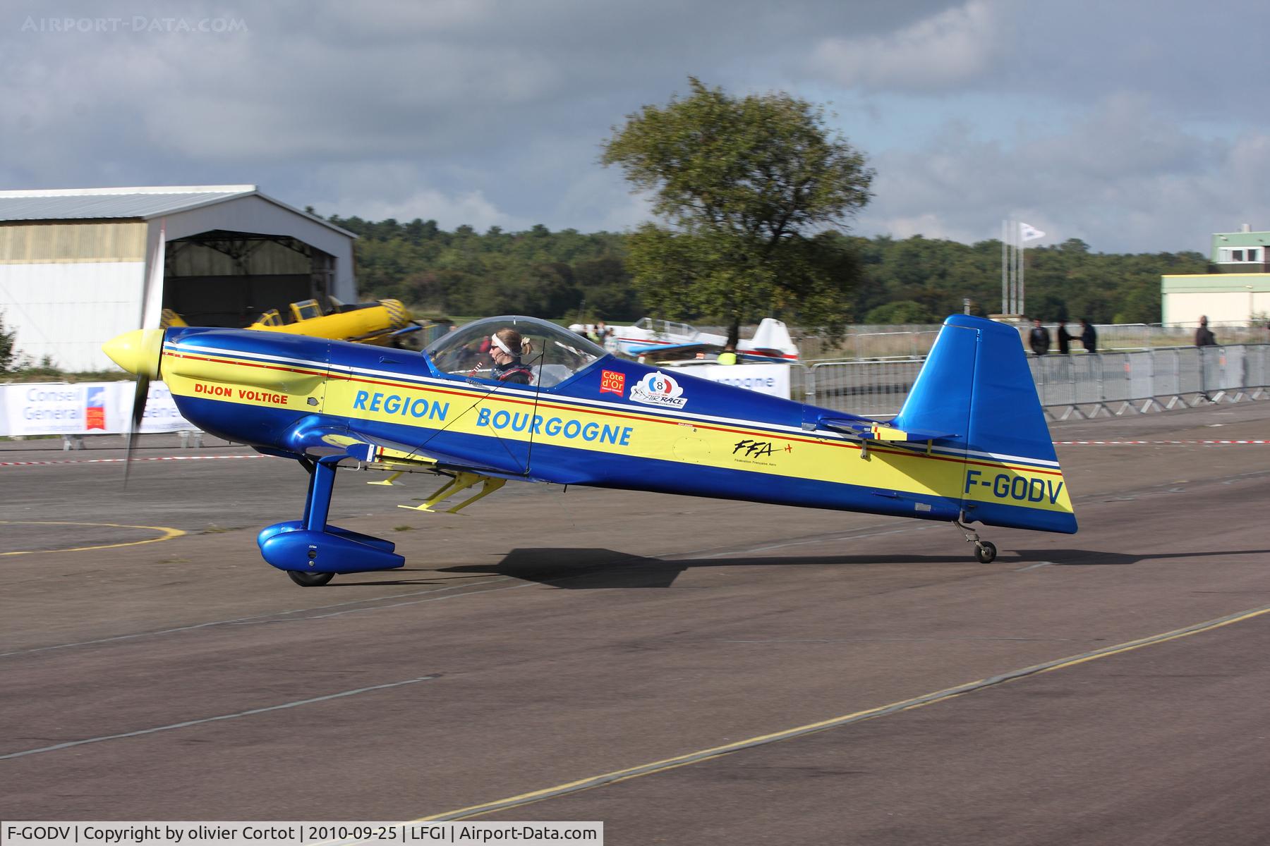 F-GODV, 2001 Mudry CAP-232 C/N 32, Dijon Darois airshow 2010