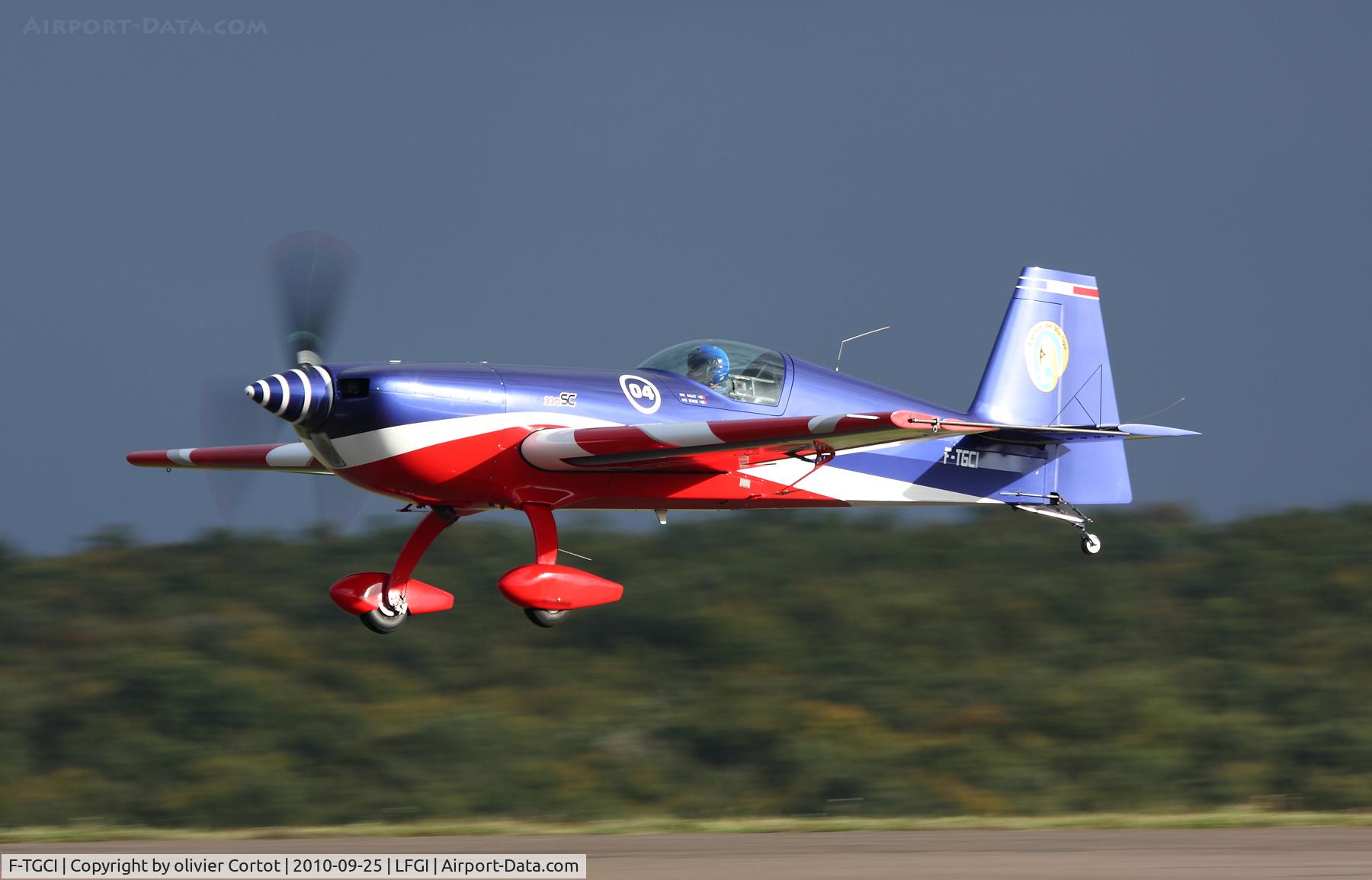 F-TGCI, Extra EA-330SC C/N 04, Dijon Darois airshow 2010, in memoriam...