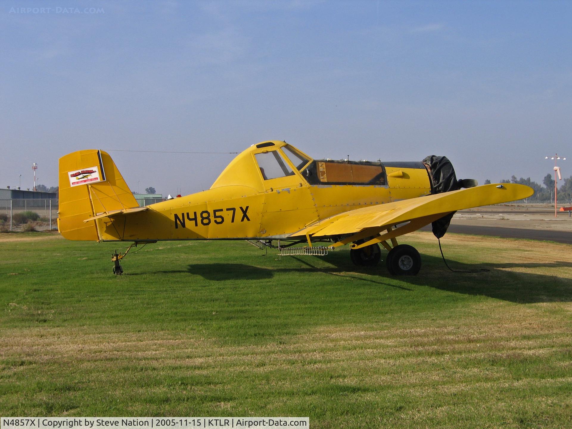 N4857X, 1974 Rockwell International S-2R Thrush Commander C/N 2046R, Moore Aviation (titles on tail) 1974 Rockwell Intl S-2R rigged for spraying at KTLR/Mefford Field, Tulare, CA in Nov 2005