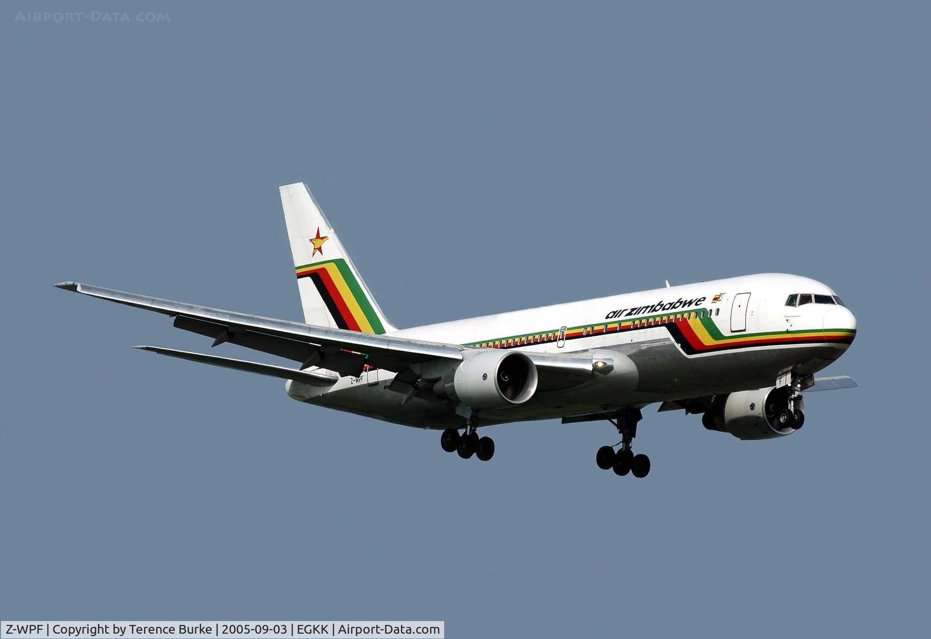 Z-WPF, 1990 Boeing 767-2N0ER C/N 24867, Gatwick , RNY.08   September 2005