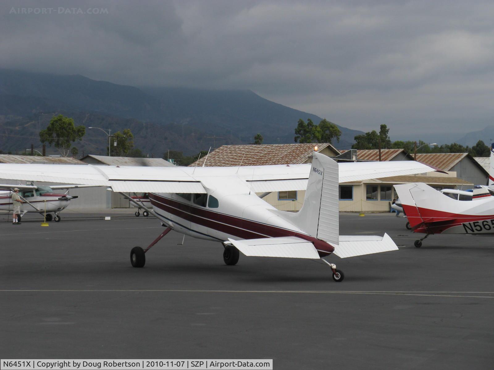 N6451X, 1960 Cessna 180D C/N 18050951, 1960 Cessna 180D, Continental O-470-S 230 Hp, taxi
